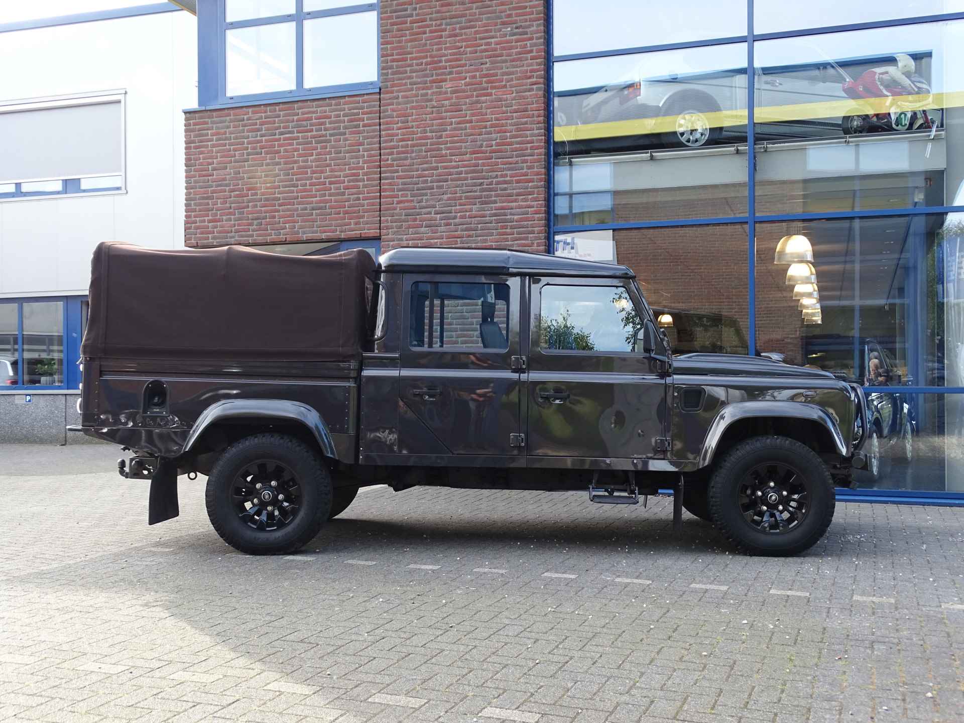 Land Rover Defender 2.2 D 130" S Crew Cab - 39/45