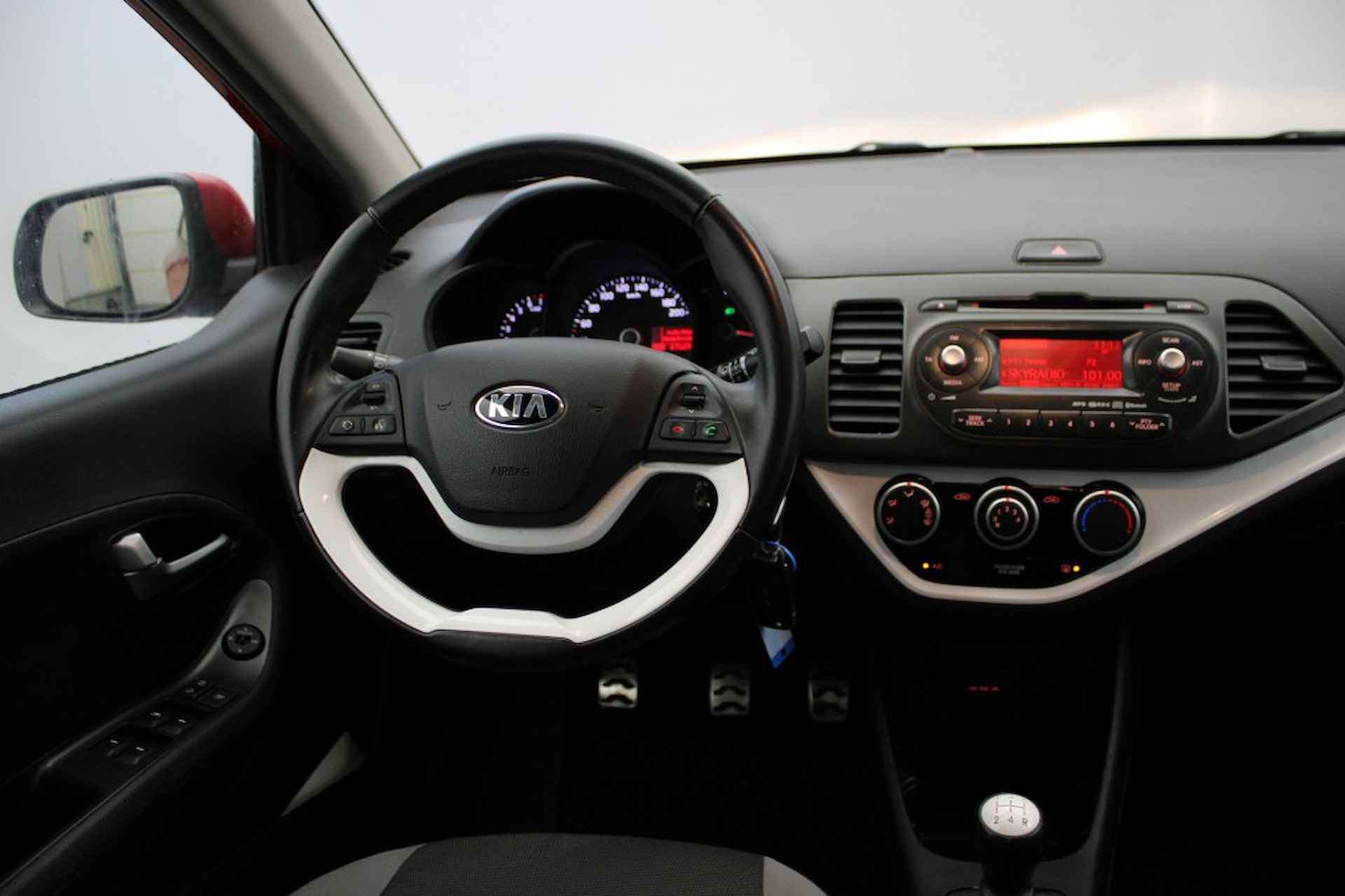 KIA Picanto 1.2  CVVT World Cup Edition - Half leer, Airco, - 4/19