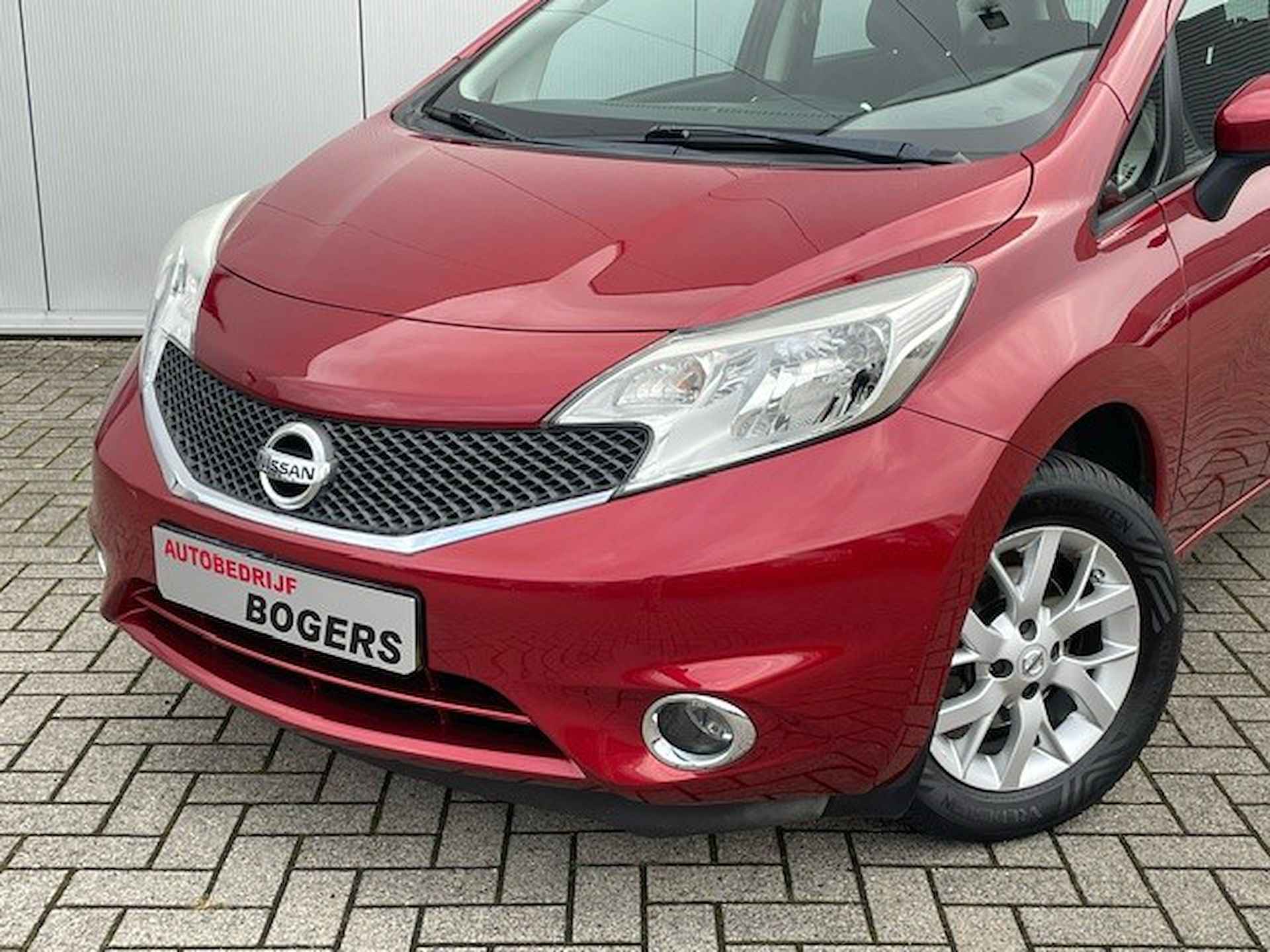 Nissan Note 1.2 Connect Edition Navigatie, Climate Control, Dodehoek, 360 Camera, Trekhaak, 15"Lm, Cruise Control - 4/23