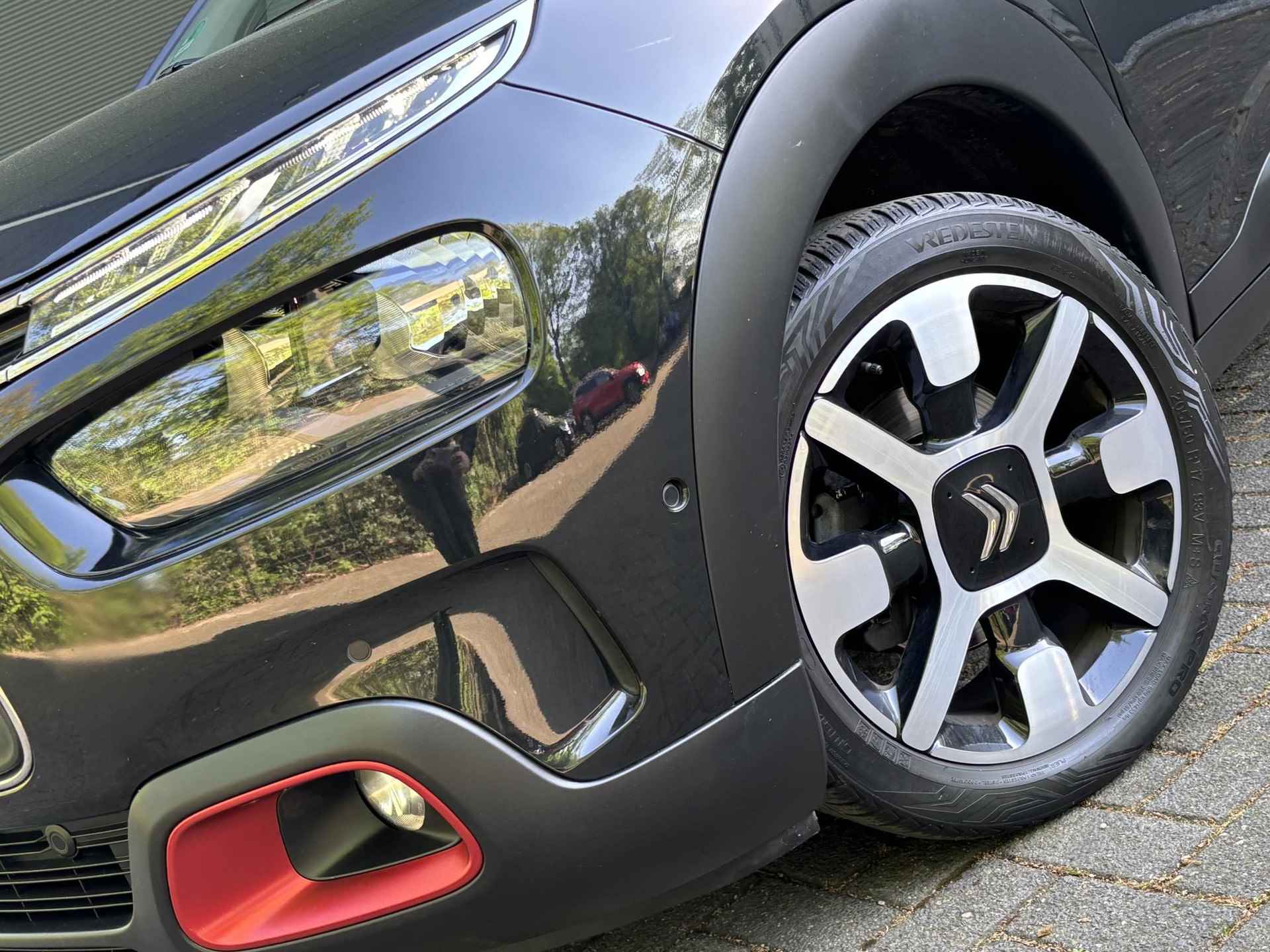 Citroen C4 Cactus 1.2 PureTech Business Plus | 130pk | Panoramadak | Trekhaak | Parkeersensoren voor + achter | Navigatie - 12/32