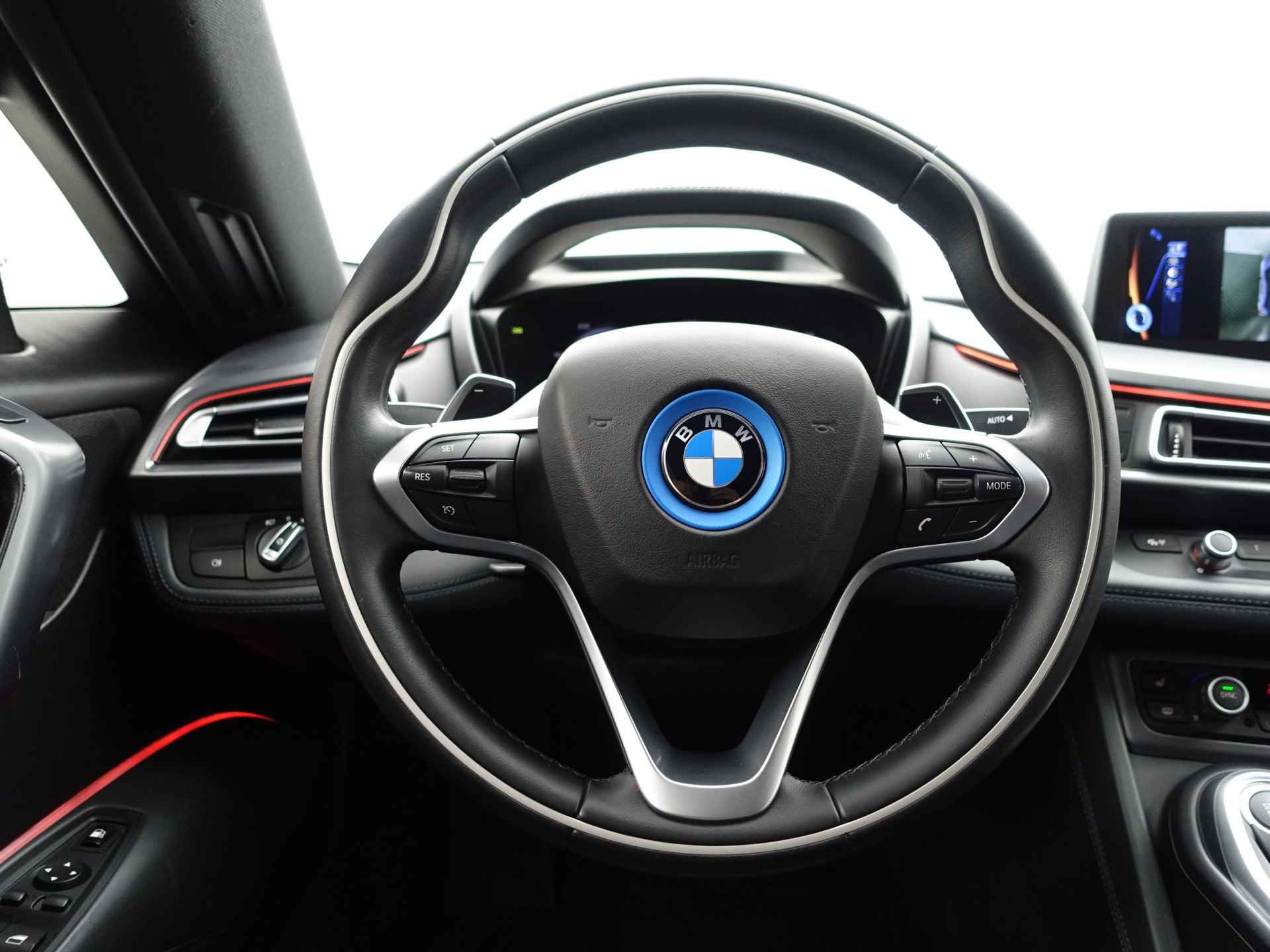 BMW i8 1.5 Protonic Black Edition Aut- Frozen Black, Forged carbon, Harman Kardon, Head Up, 360 Camera - 16/40