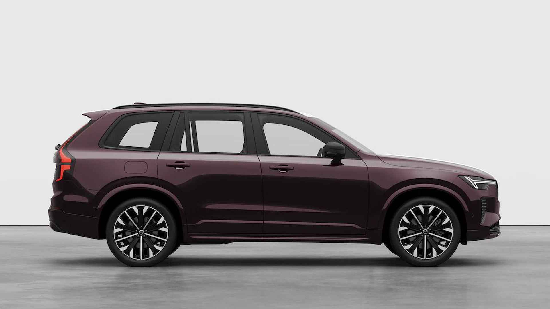 Volvo XC90 2.0 T8 Plug-in hybrid AWD Ultra Dark | Nieuwe XC90 | Direct Beschikbaar | Bowers & Wilkins Premium Audio | Luchtvering | Donkergetint Glas | Geperforeerd Nappa Leder | Stoelventilatie | - 10/15