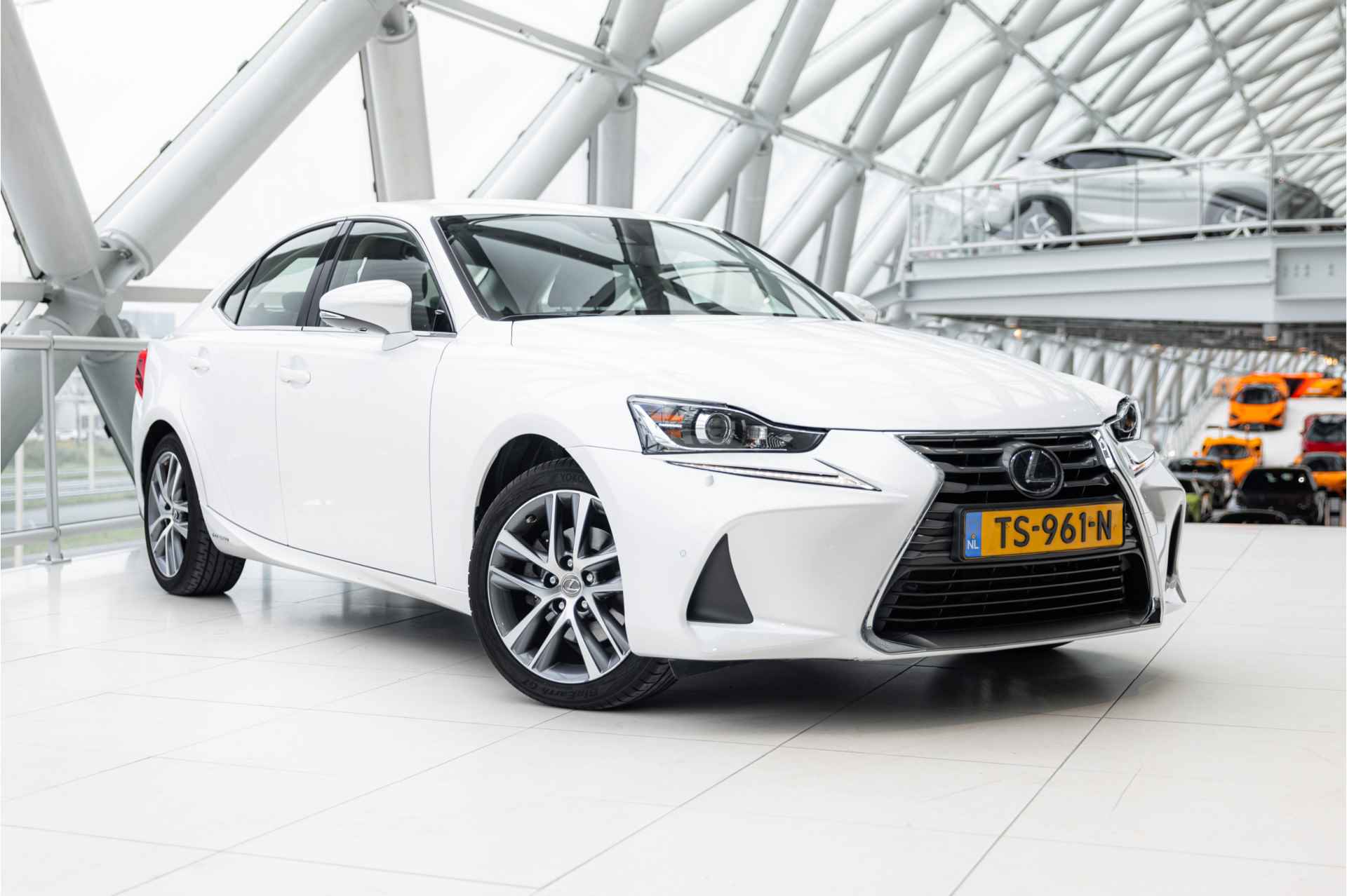 Lexus IS 300h Hybrid Business Line | Adaptive Cruise Control | Stoelverwarming | Parkeersensoren | - 55/63