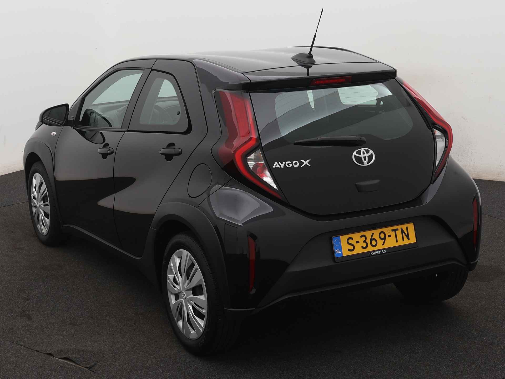 Toyota Aygo X 1.0 VVT-i MT play | Apple CarPlay | Camera | - 17/44