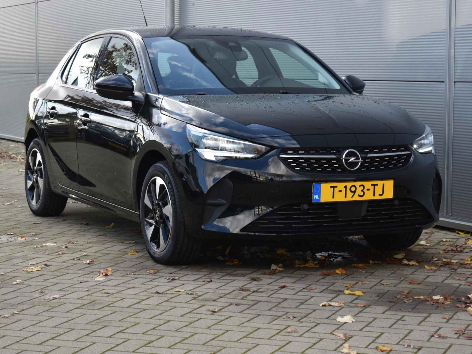 Opel Corsa-e Level 3 50 kWh / NAVI / Stoel en stuur verw. - 30/40