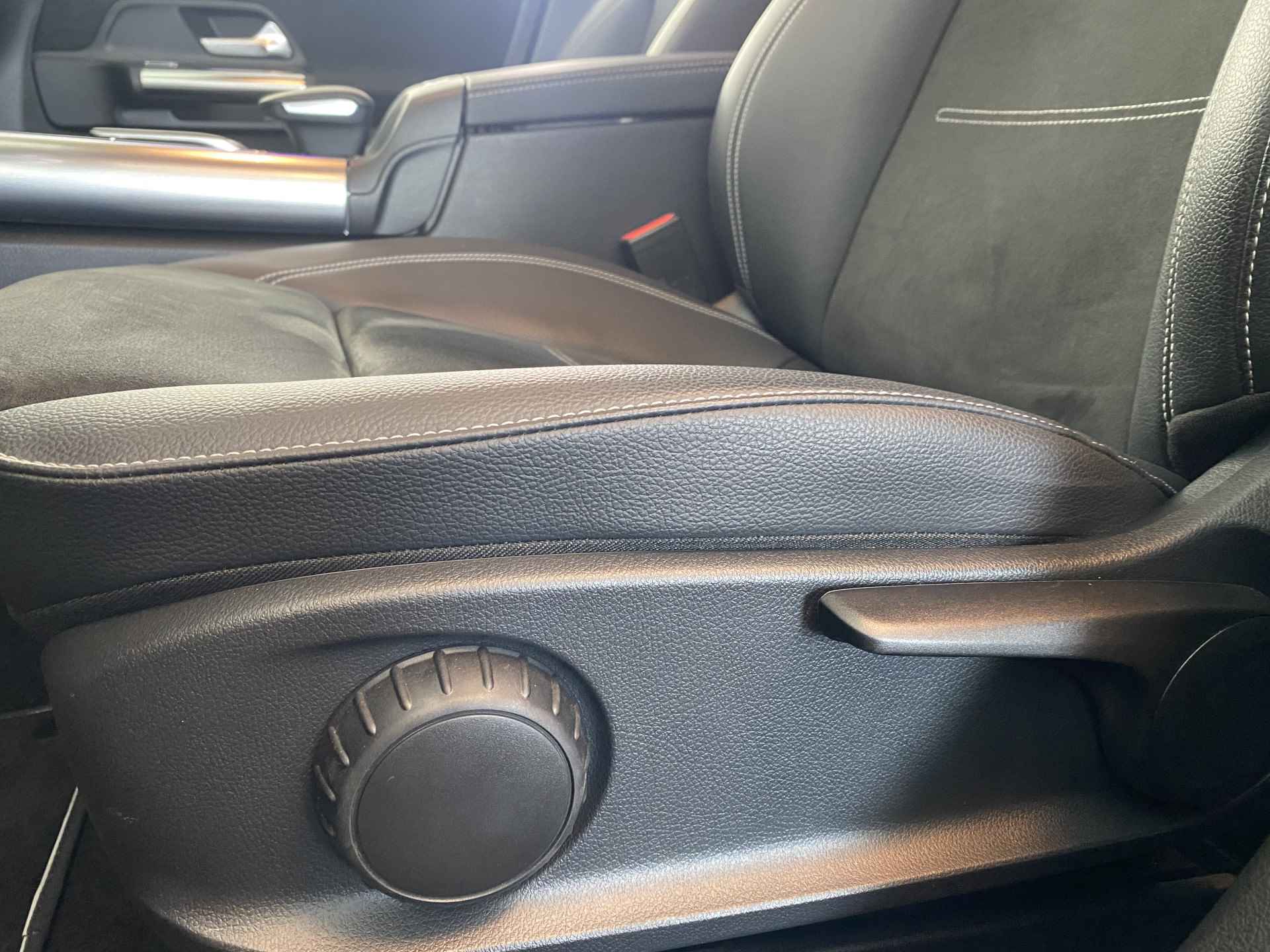 Mercedes-Benz B-Klasse 250 e Business Solution AMG Limited | Automaat | Apple-Carplay | Navi | Camera | Verwarmde Voorstoelen | - 10/46