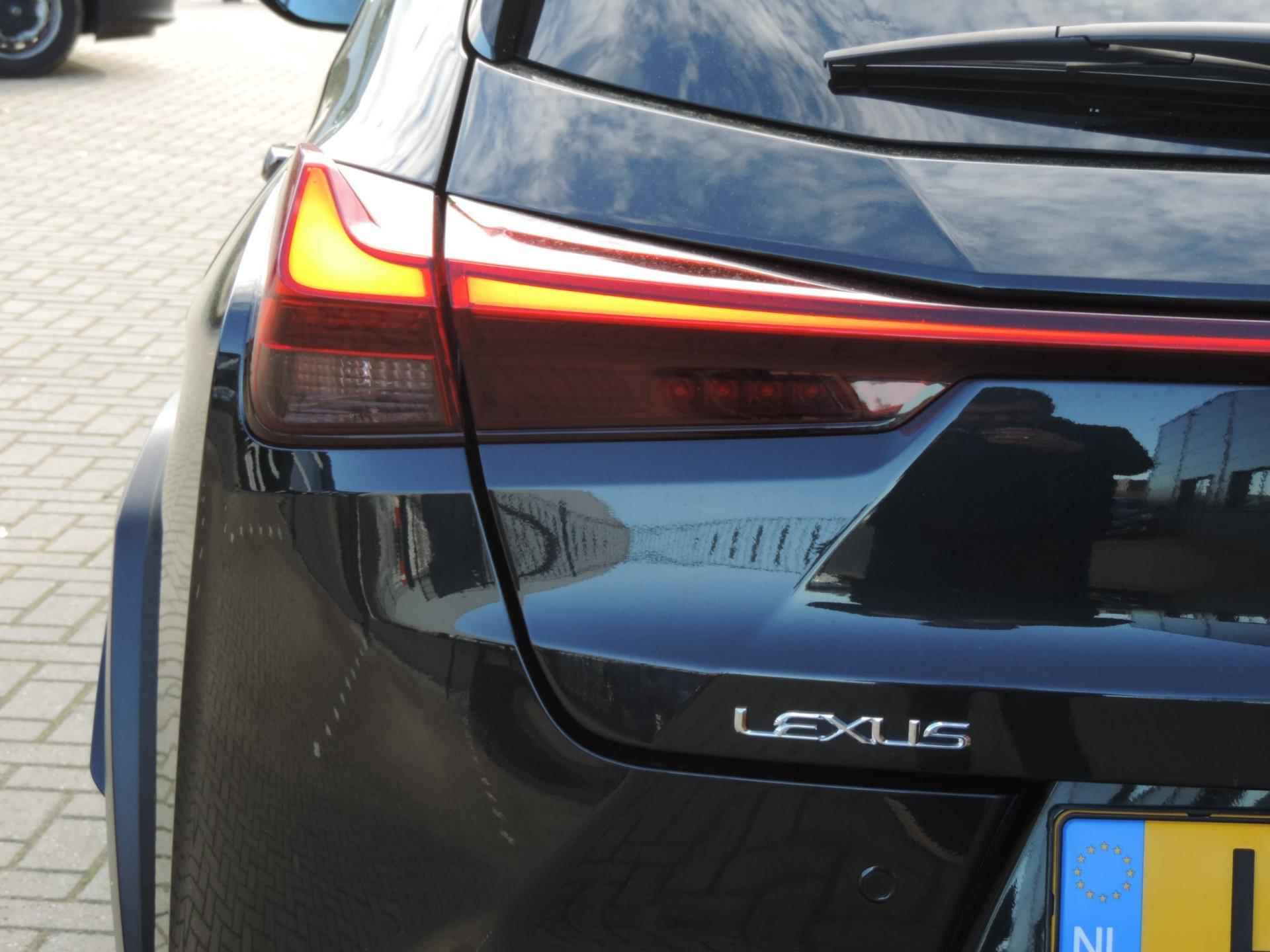 Lexus UX 250h Preference Line 29.000km AUTOMAAT | LED kopl | CarPlay | 18” | Dodehoek | ECC | PDC v+a | Camera - 10/68