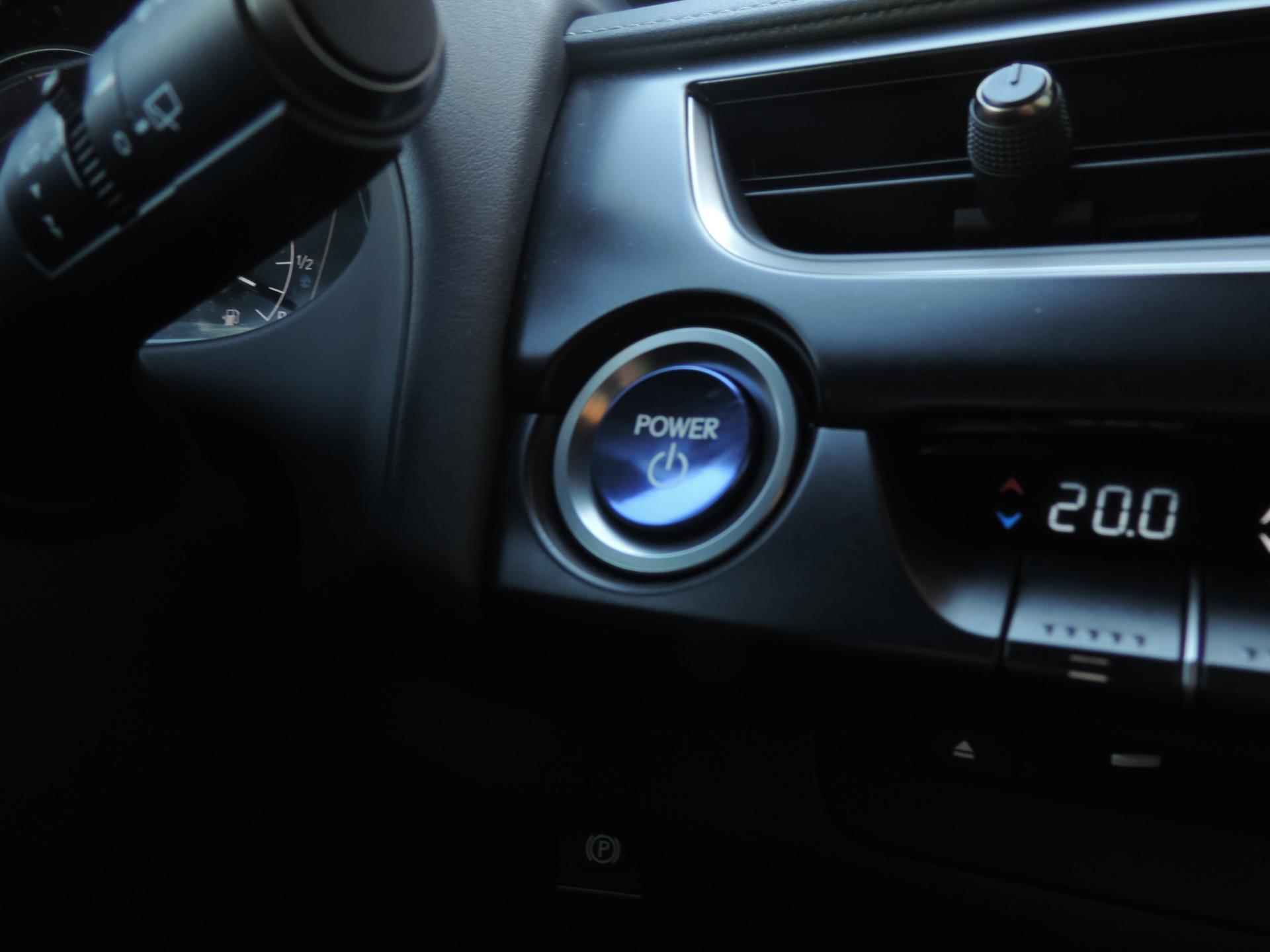 Lexus UX 250h Preference Line 29.000km AUTOMAAT | LED kopl | CarPlay | 18” | Dodehoek | ECC | PDC v+a | Camera - 52/68