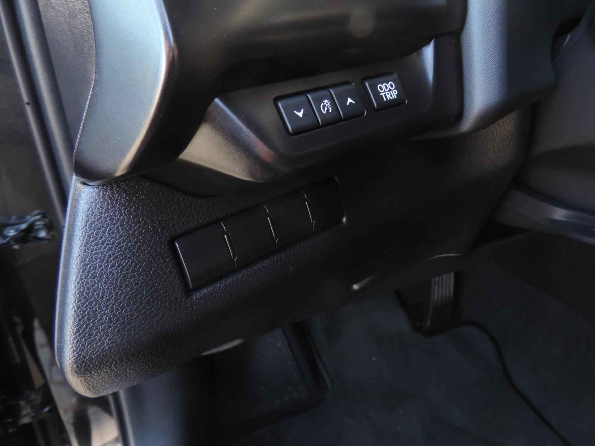 Lexus UX 250h Preference Line 29.000km AUTOMAAT | LED kopl | CarPlay | 18” | Dodehoek | ECC | PDC v+a | Camera - 53/68