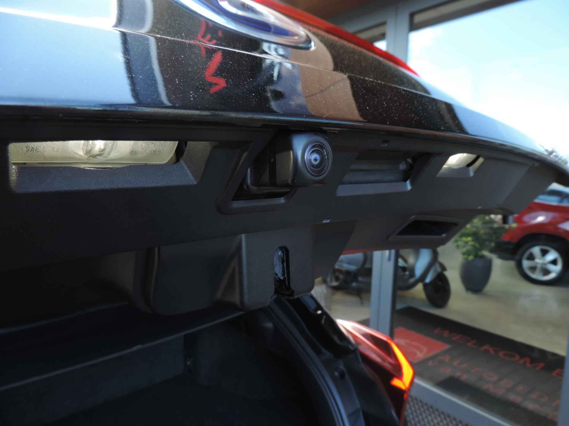Lexus UX 250h Preference Line 29.000km AUTOMAAT | LED kopl | CarPlay | 18” | Dodehoek | ECC | PDC v+a | Camera - 61/68