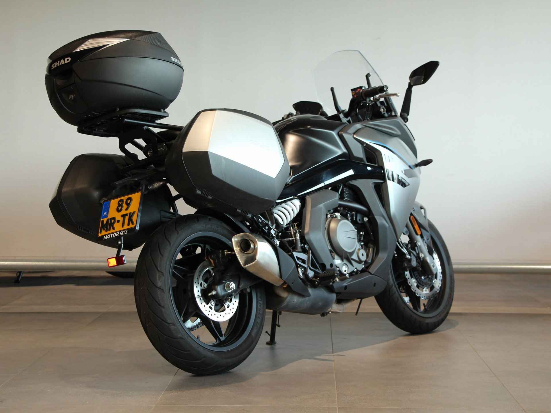 Cfmoto 650 GT - 8/12