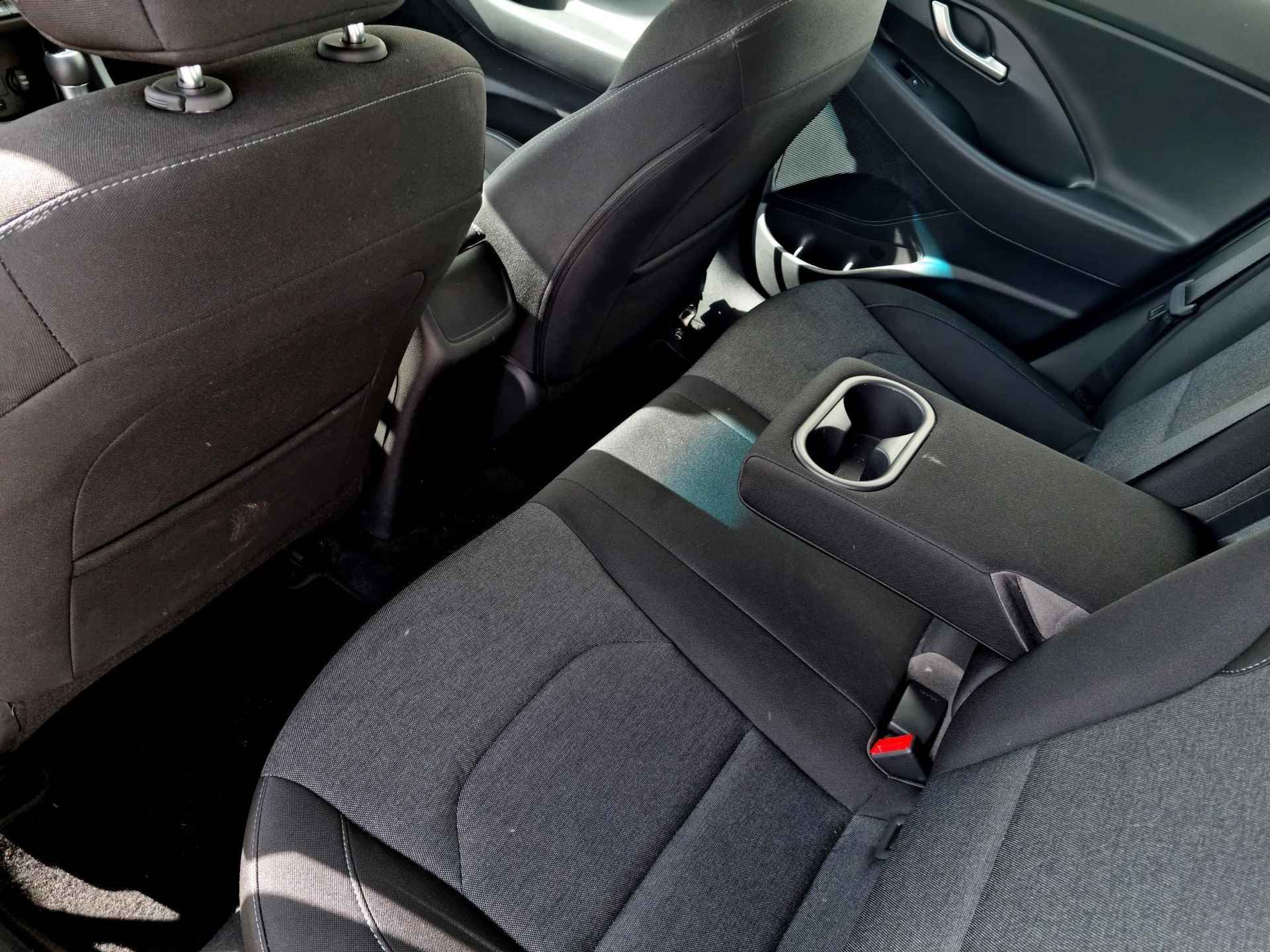Hyundai i30 Wagon 1.0 T-GDi MHEV Comfort Smart Automaat / Private Lease Vanaf €629,- / - 37/39