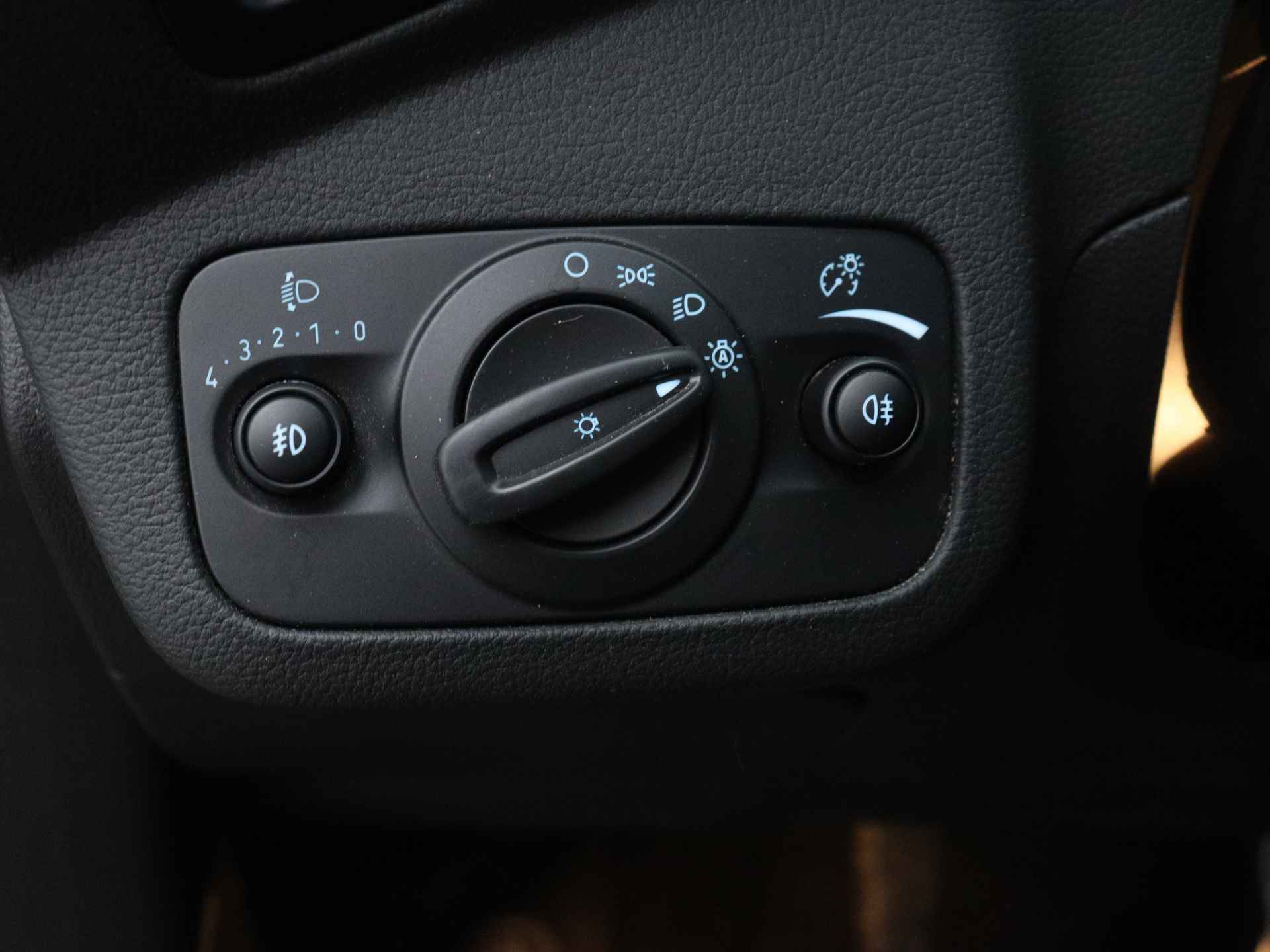 Ford Kuga 1.5 EcoBoost ST Line | 1e Eigenaar | Camera | Navigatie | Stoelverwarming | - 34/47