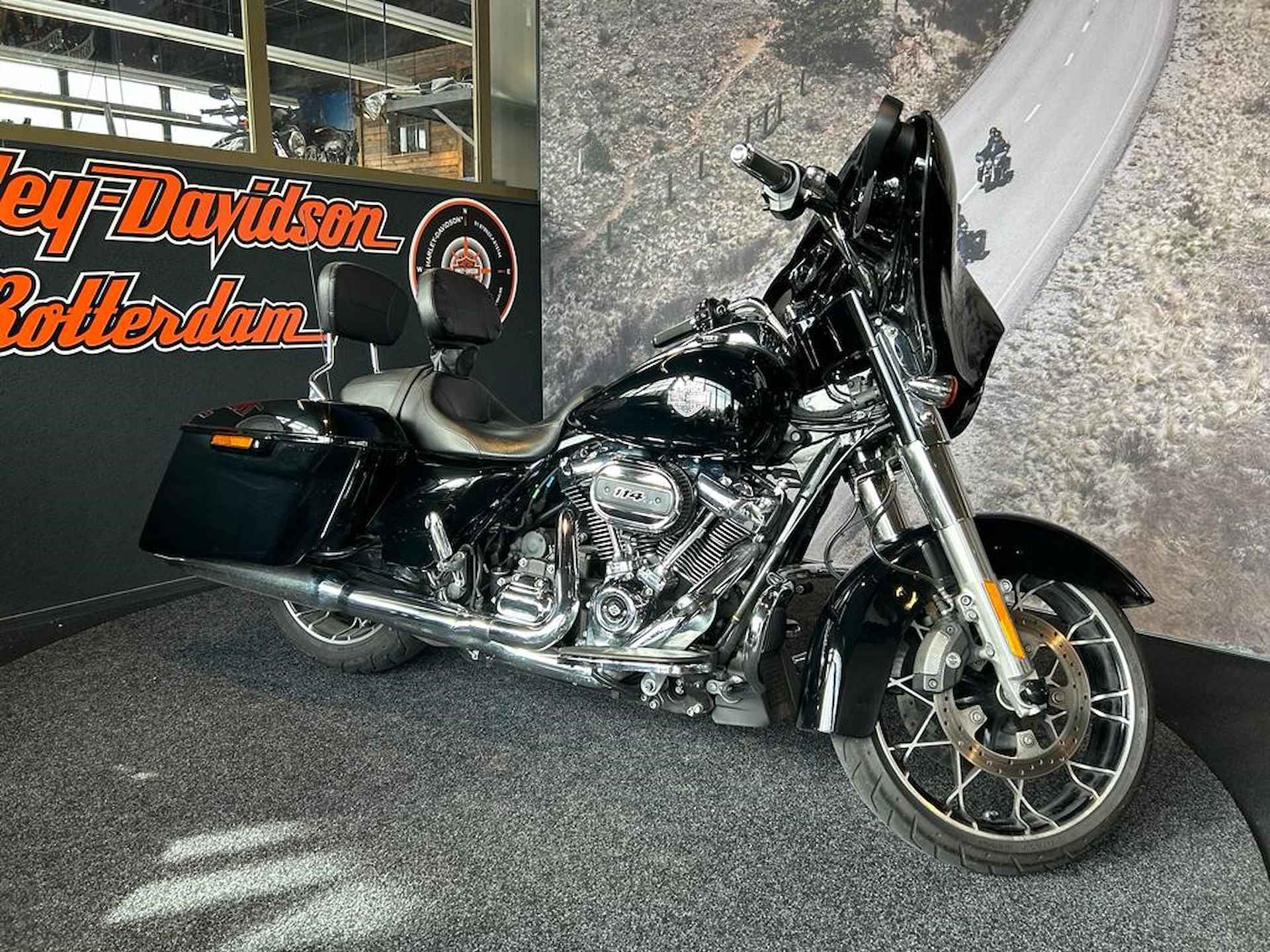 Harley-Davidson FLHXS STREET GLIDE SPECIAL - 5/15