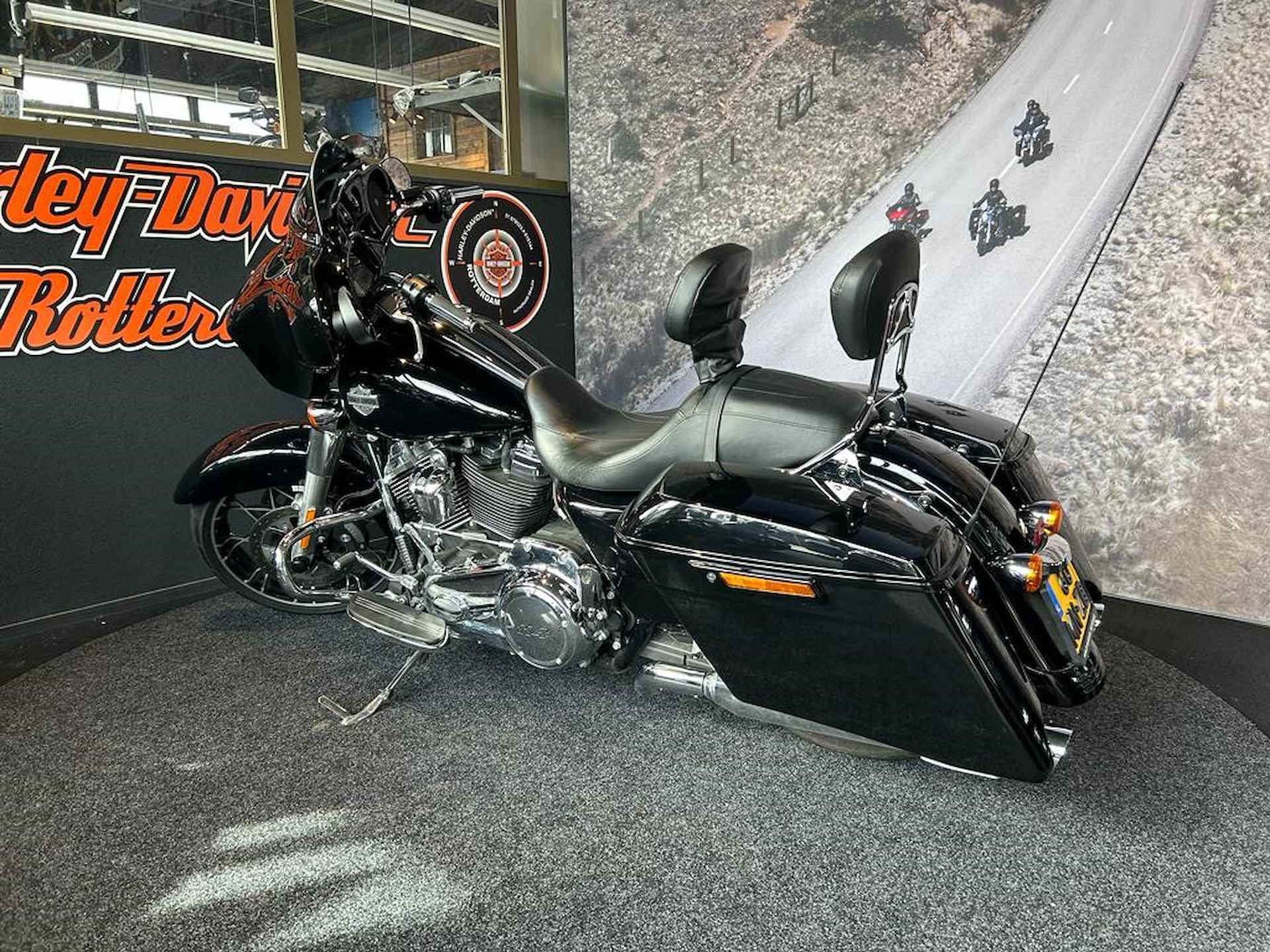 Harley-Davidson FLHXS STREET GLIDE SPECIAL - 11/15