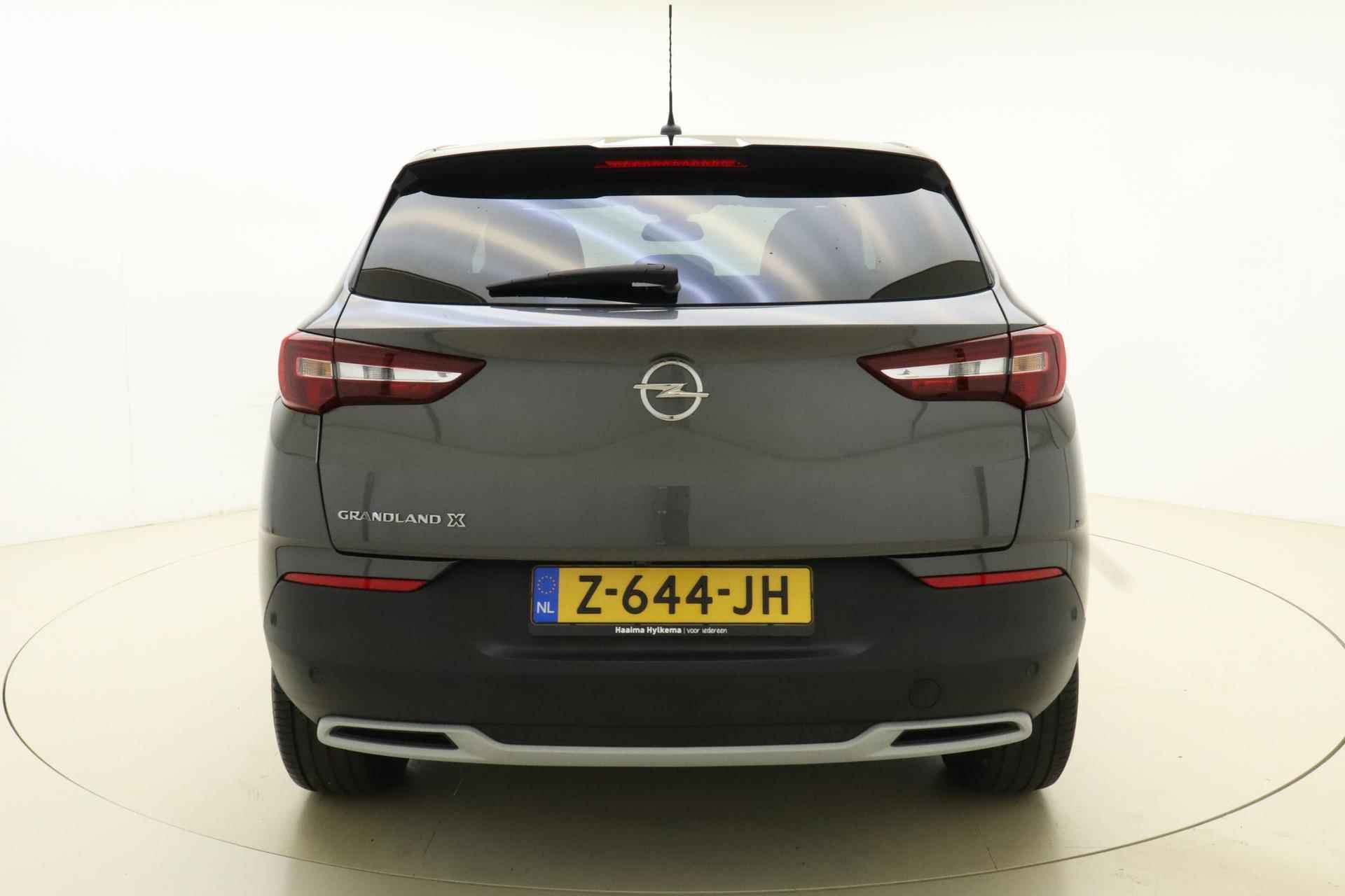 Opel Grandland X 1.2 Turbo Elegance 130 PK Automaat | Navigatie via Apple Carplay | Camera | Lichtmetalen velgen | Stoel & Stuurverwarming | Zwart dak | Getint glas - 12/37
