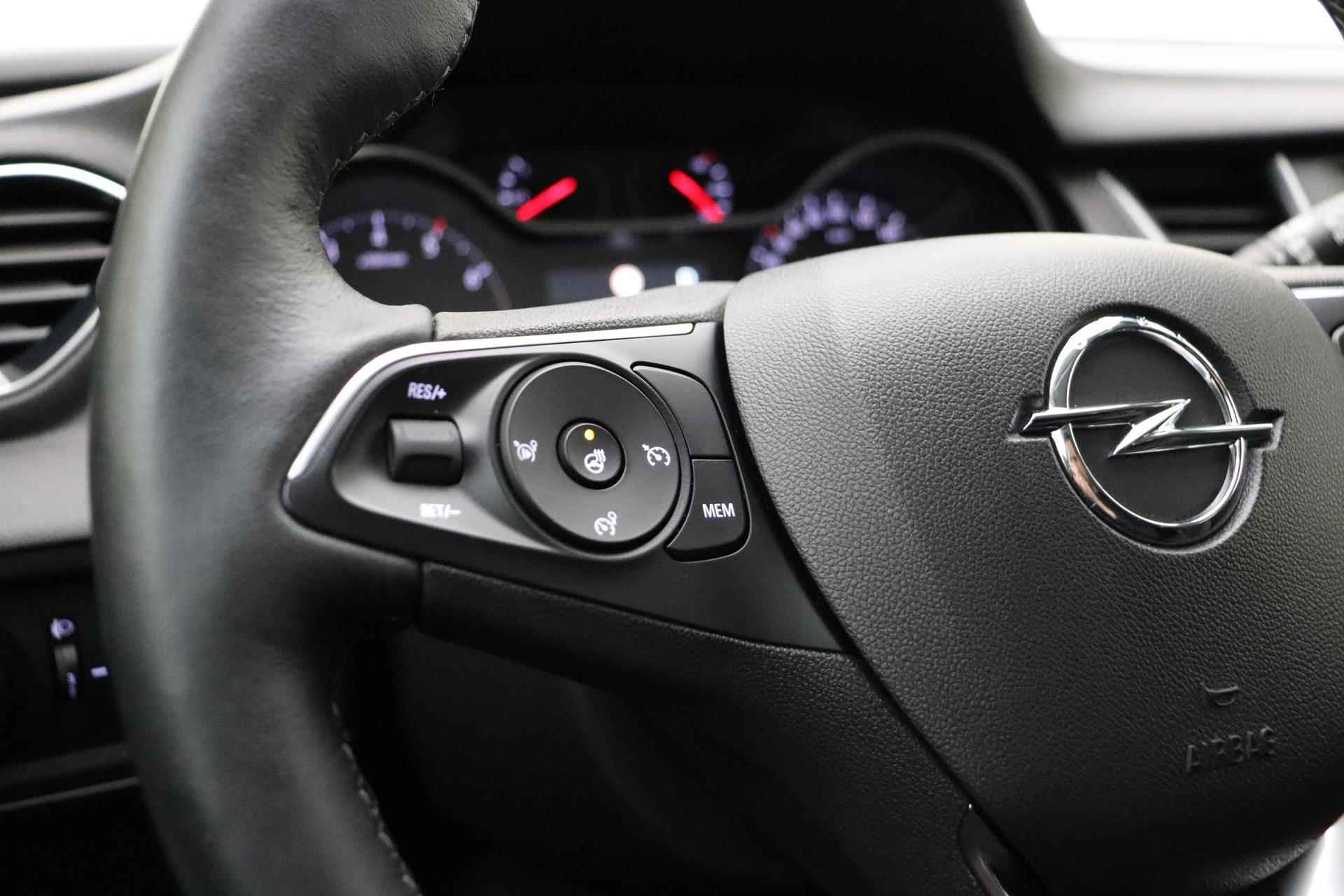 Opel Grandland X 1.2 Turbo Elegance 130 PK Automaat | Navigatie via Apple Carplay | Camera | Lichtmetalen velgen | Stoel & Stuurverwarming | Zwart dak | Getint glas - 29/37