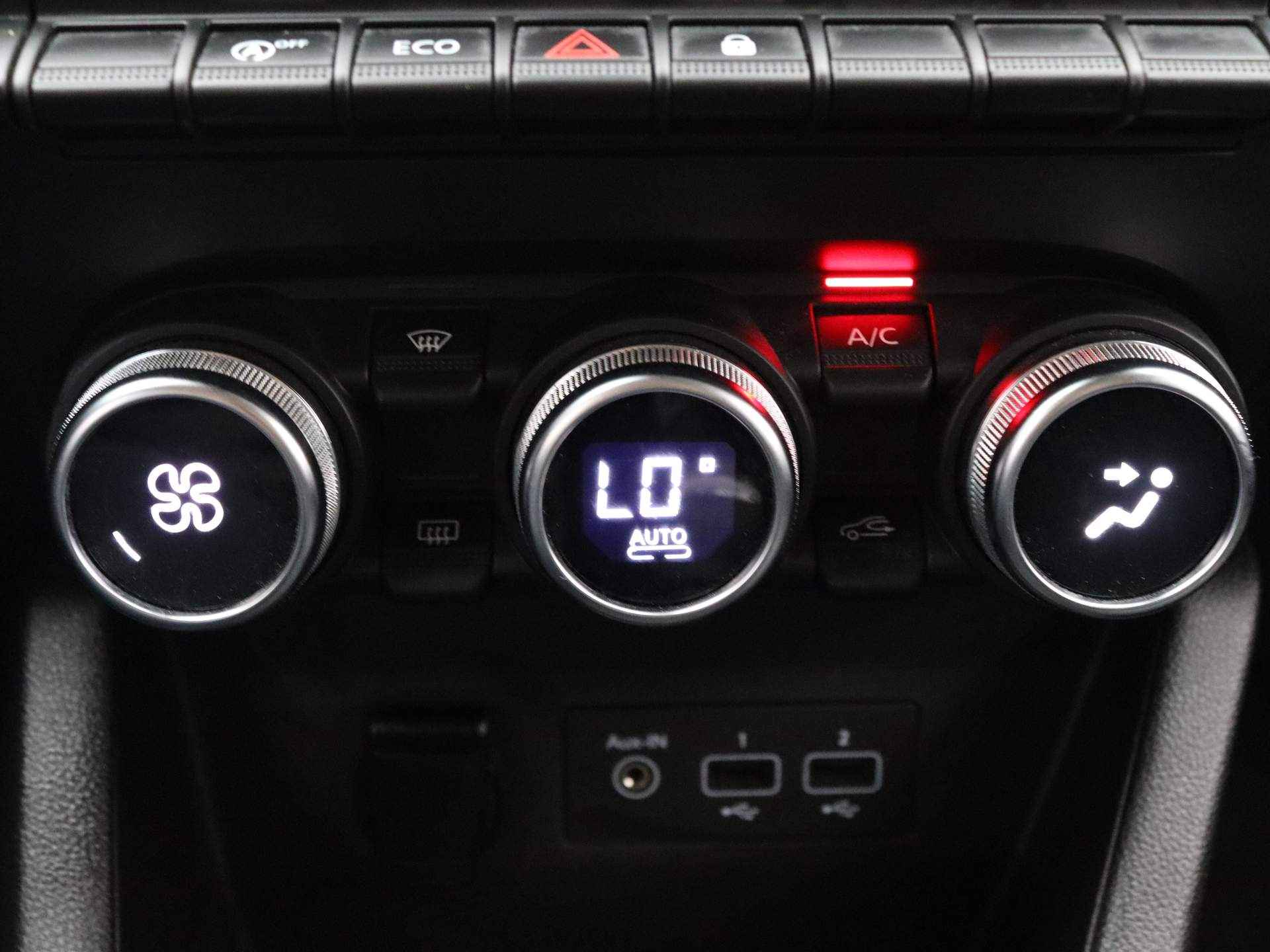 Renault Clio TCe 100pk Zen ALL-IN PRIJS! Climate control | Parkeersensoren achter - 8/34
