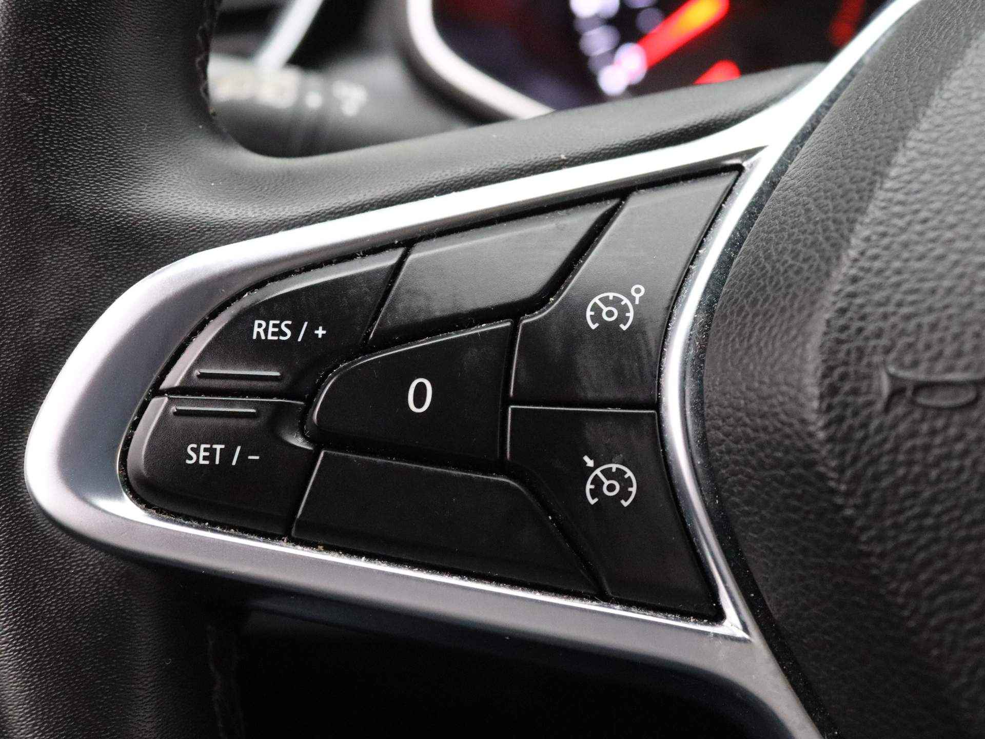 Renault Clio TCe 100pk Zen ALL-IN PRIJS! Climate control | Parkeersensoren achter - 14/34
