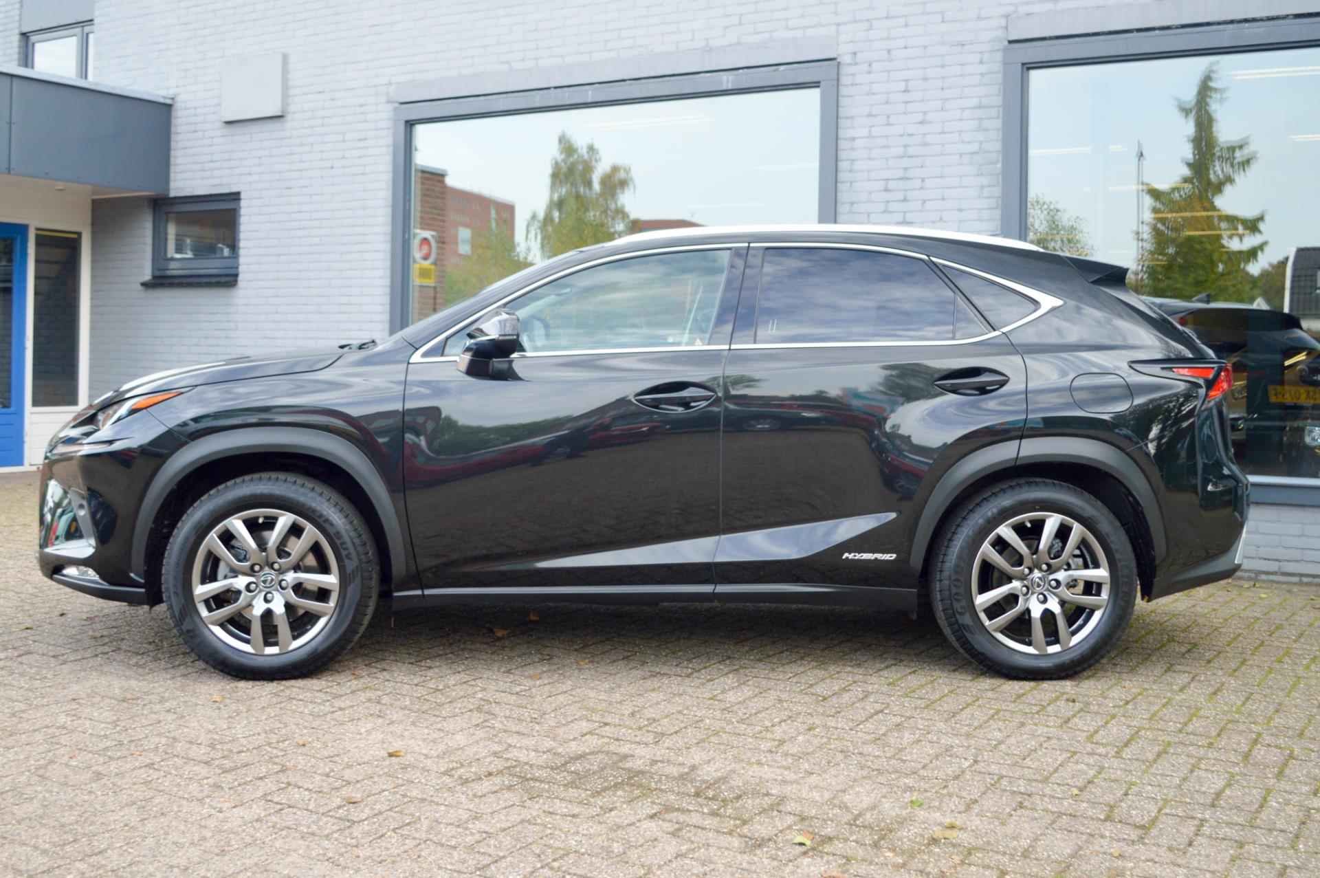 Lexus NX 300h AWD Luxury Line | Hybrid | Automaat | Trekhaak | Leder - 12/36