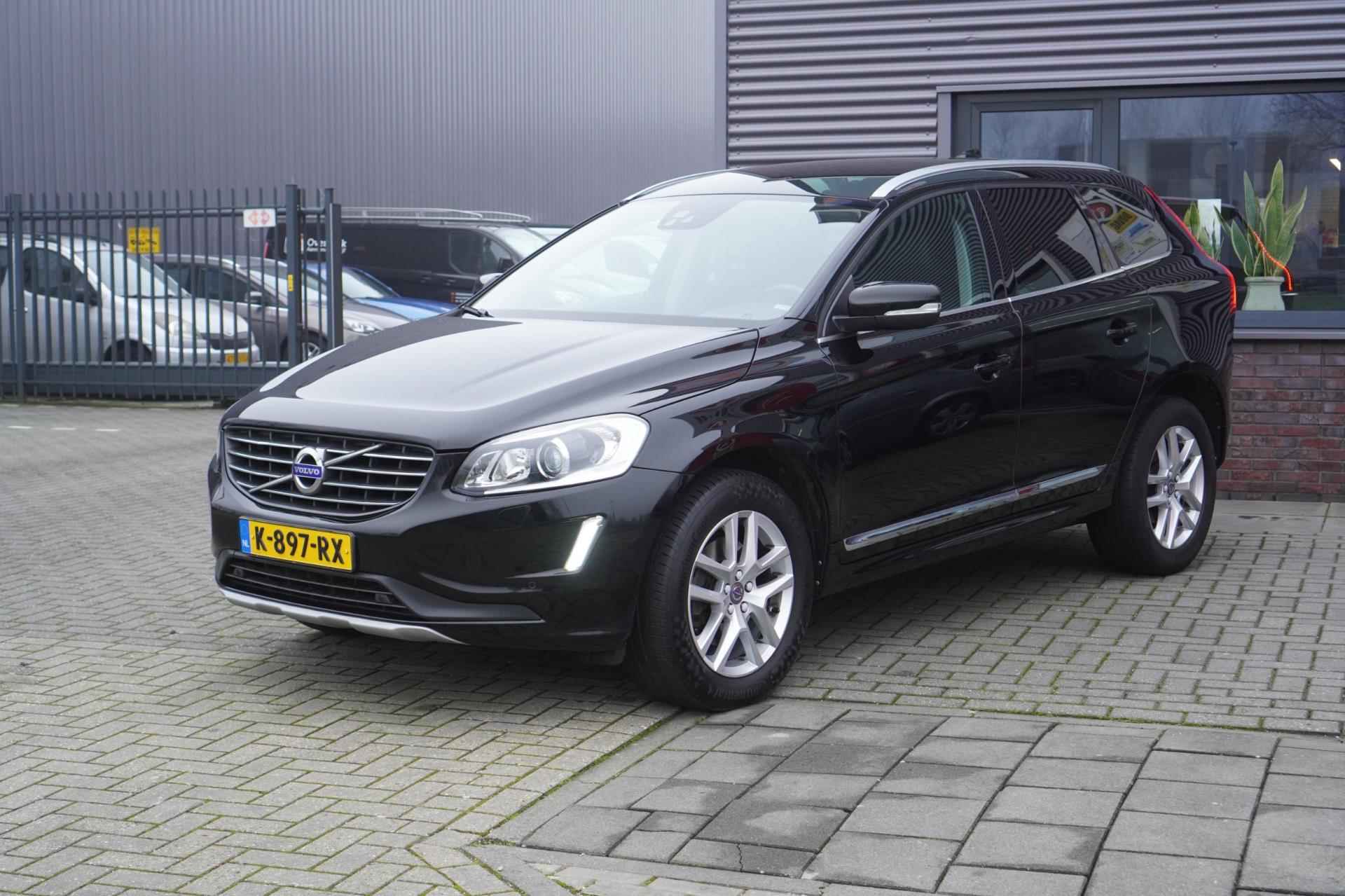 Volvo XC60 2.0 D3 FWD Polar+ - 6/29