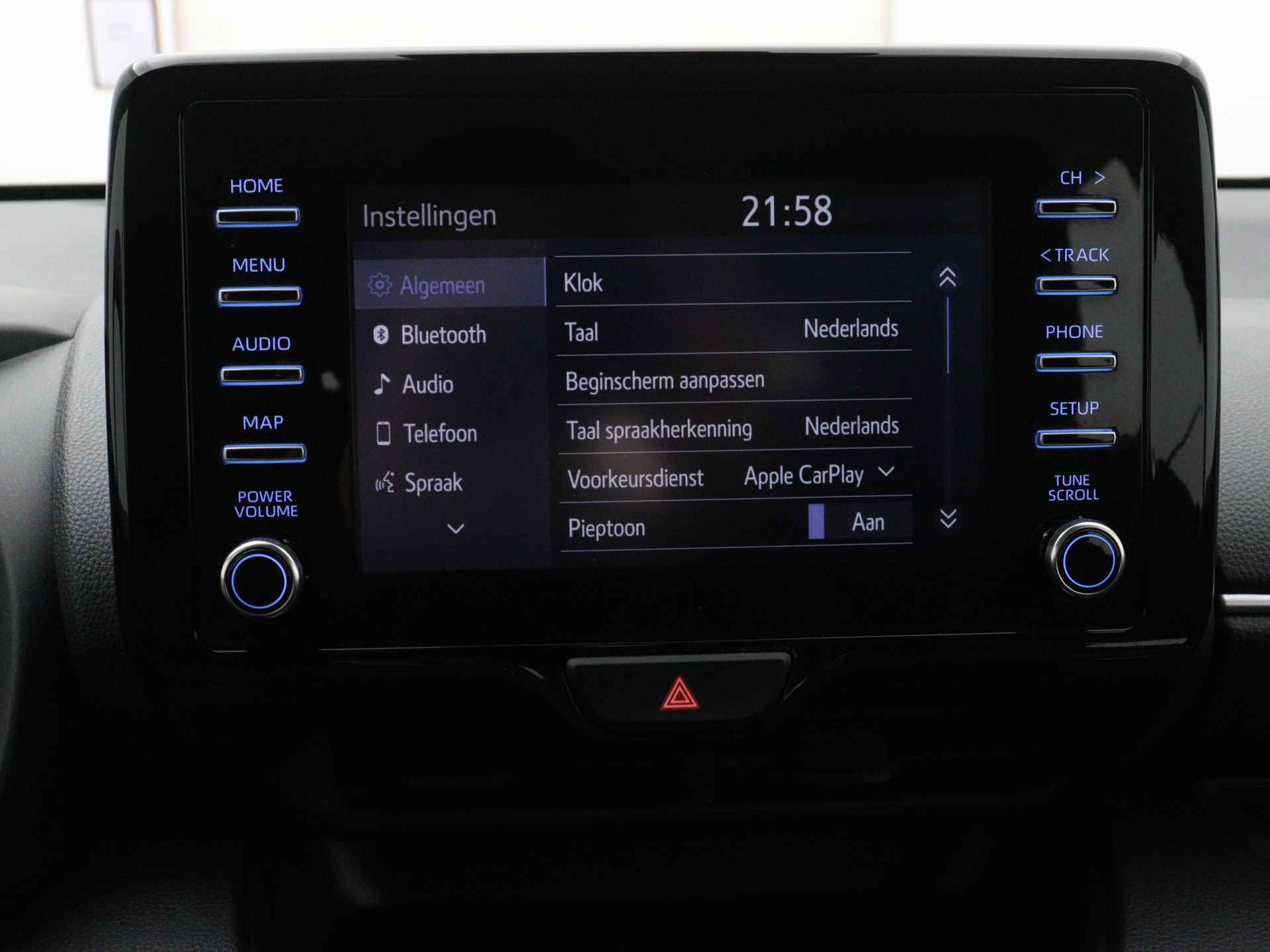 Toyota Yaris 1.5 Hybrid Dynamic Limited | Achteruitrijcamera | LED | LM Velgen | Apple Carplay/Android Auto | - 10/42