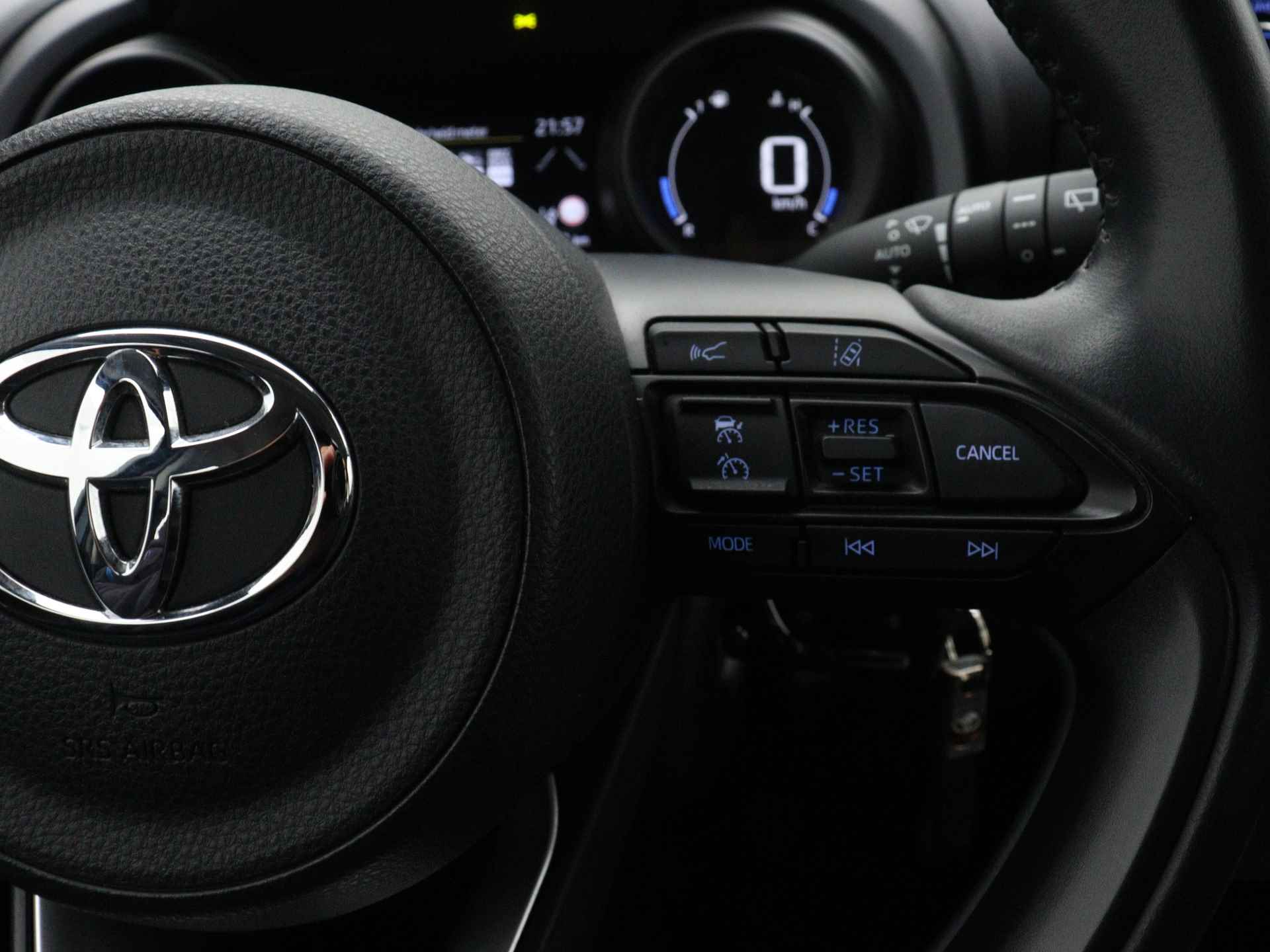 Toyota Yaris 1.5 Hybrid Dynamic Limited | Achteruitrijcamera | LED | LM Velgen | Apple Carplay/Android Auto | - 23/42