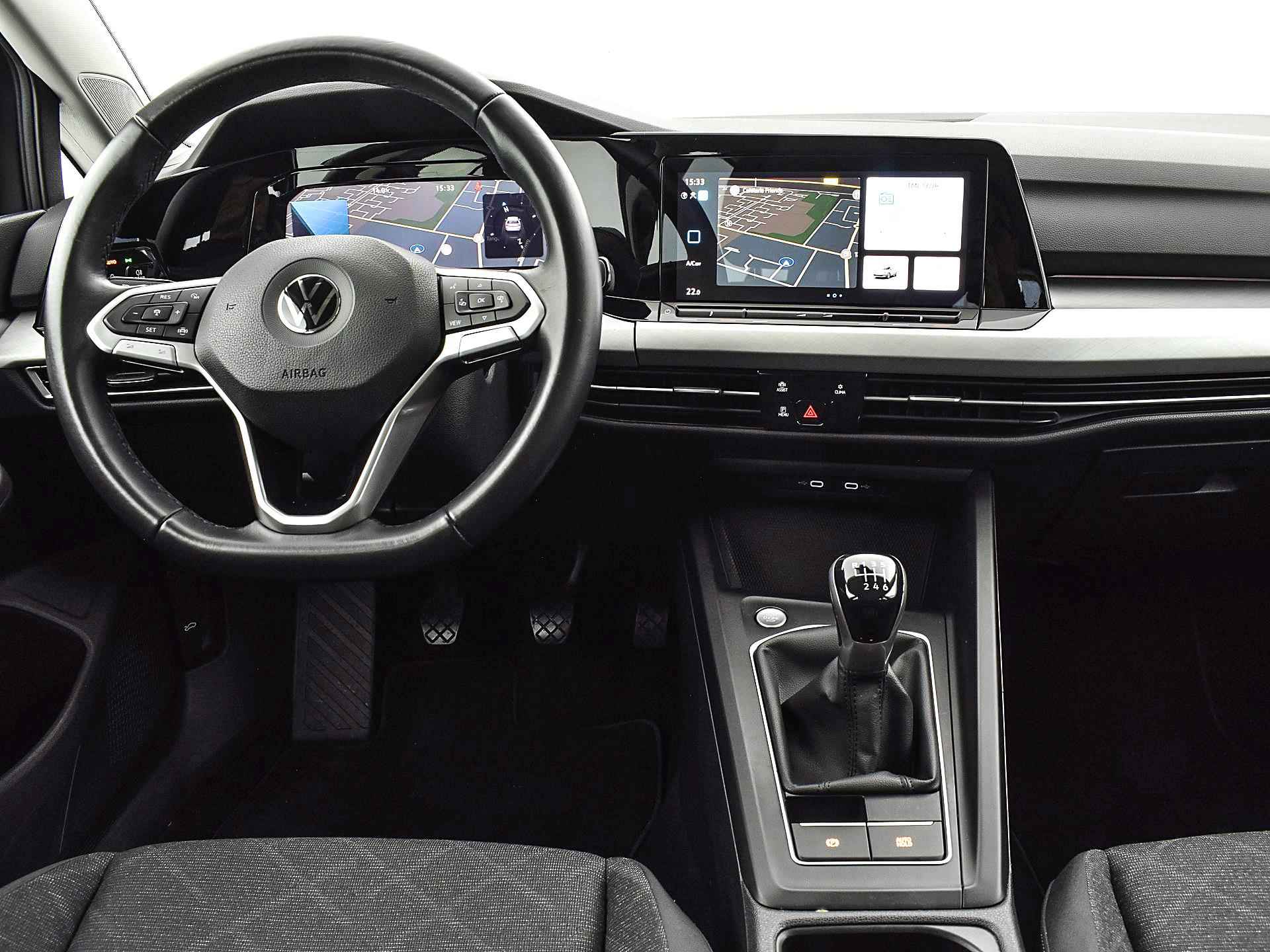 Volkswagen Golf 1.0 Tsi 110pk Life | ACC | Climatronic | App-Connect | Navigatie | Sfeerverlichting | P-Sensoren | 16'' inch | Garantie t/m 07-10-2024 of 100.000km - 4/27
