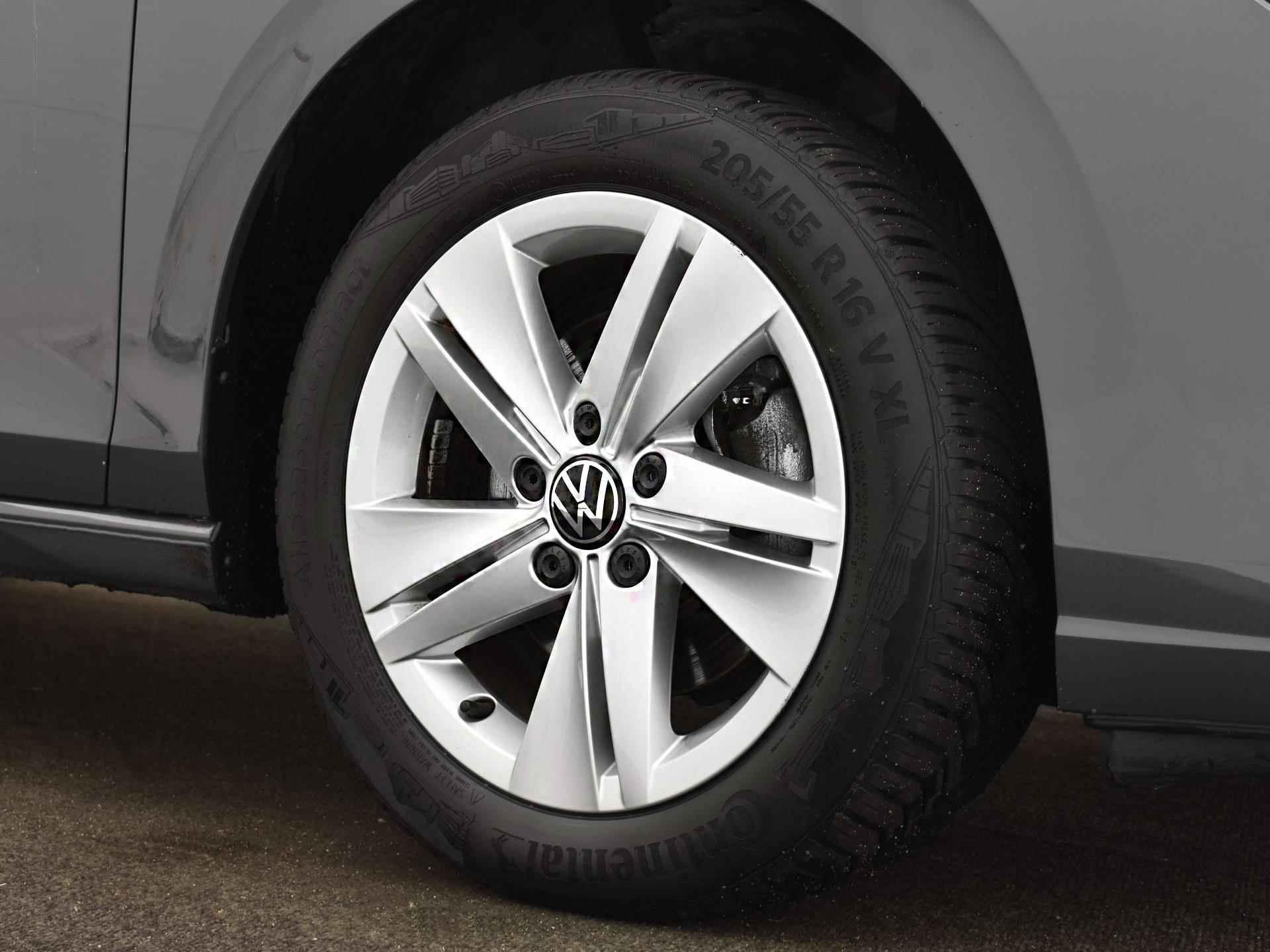 Volkswagen Golf 1.0 Tsi 110pk Life | ACC | Climatronic | App-Connect | Navigatie | Sfeerverlichting | P-Sensoren | 16'' inch | Garantie t/m 07-10-2024 of 100.000km - 16/27