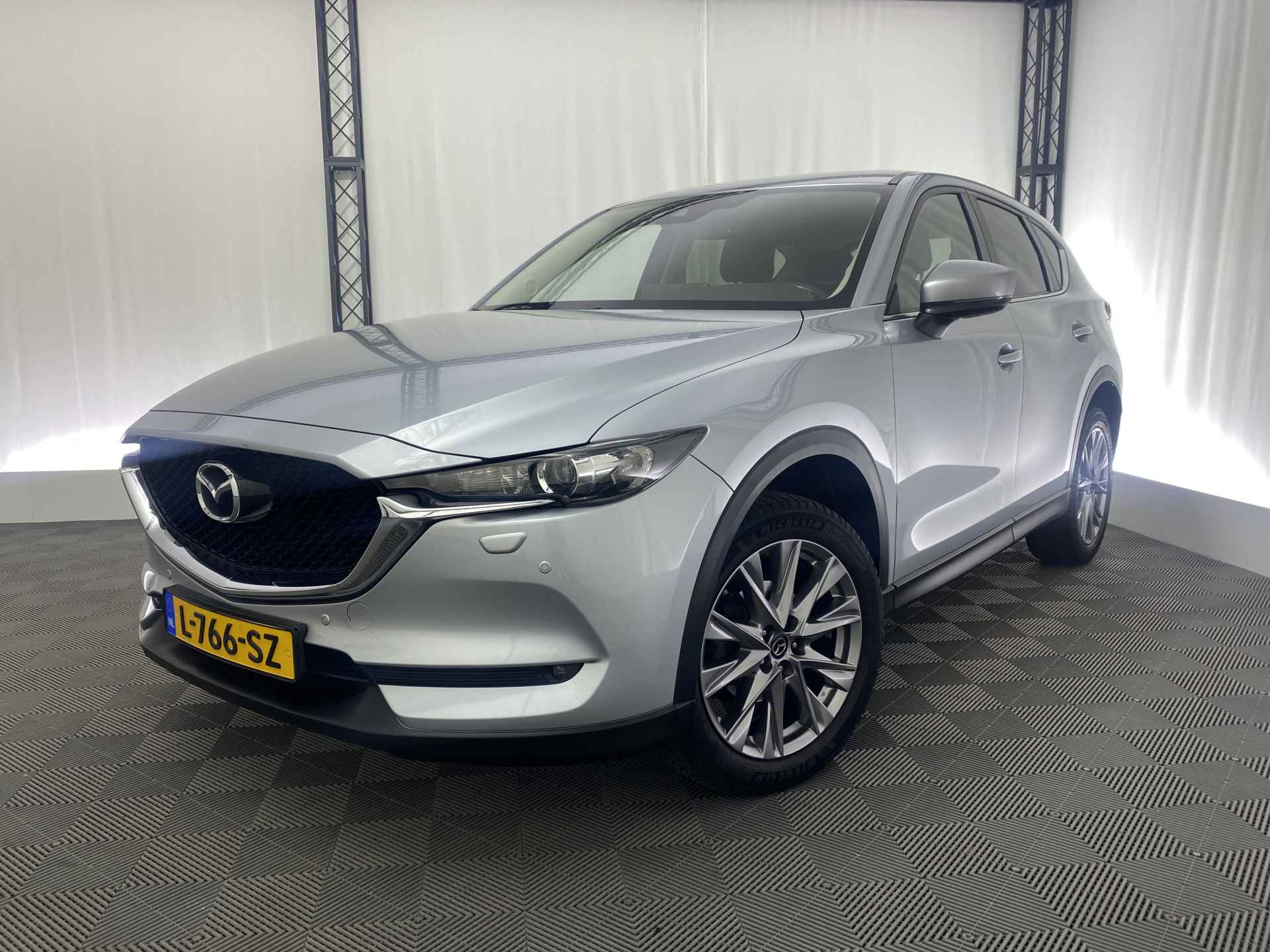 Mazda CX-5 2.0 SkyActiv-G 165 Comfort Automaat | Navi | Trekhaak | Stoel-/Stuurverwarming | Apple CarPlay | DAB | - 2/36