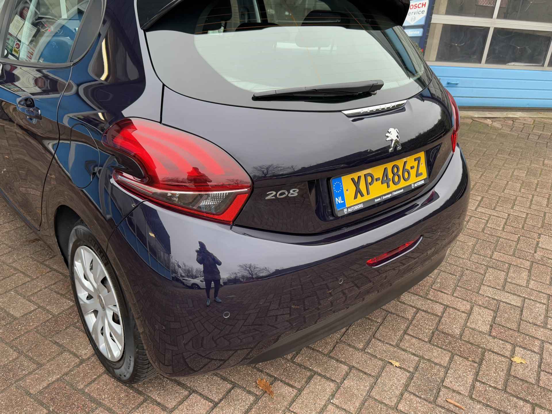 Peugeot 208 1.2 PureTech Blue Lease Active | Apple Carplay | Cruise Control | Navigatie | Rijklaar + 12 Maand BOVAG Garantie - 44/51