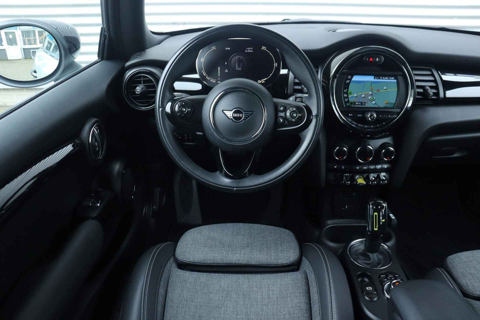 Mini 3-deurs Electric | Essential + Verwarmbare Voorstoelen + Sportstoelen + Apple Carplay + LED + Climate Control + 17'' Cosmos Black - 9/38