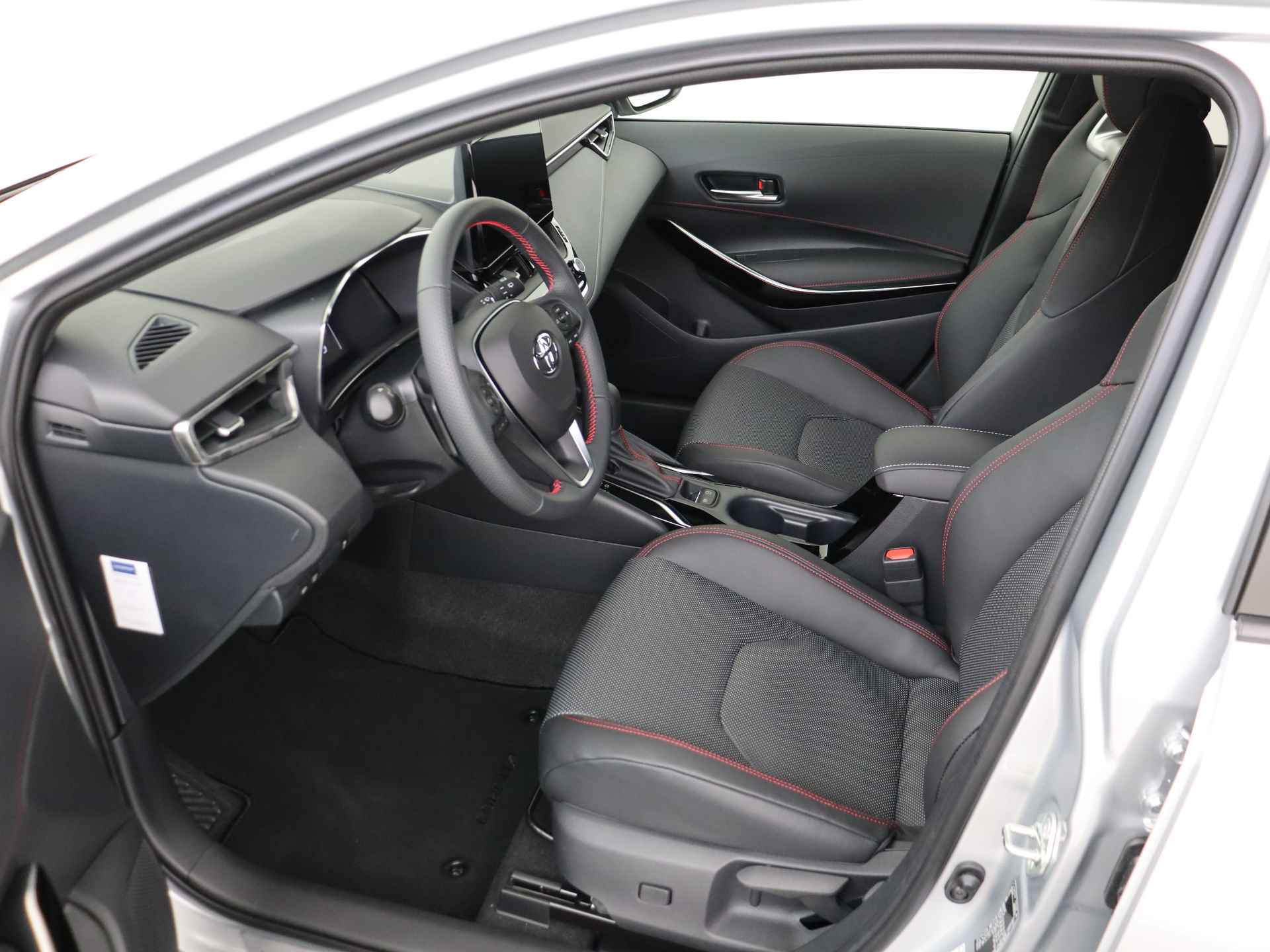 Toyota Corolla Hybrid 200 Business GR Sport Plus Niet adverteren  = Lease & mobility demo ( lange termijn lease) - 19/46