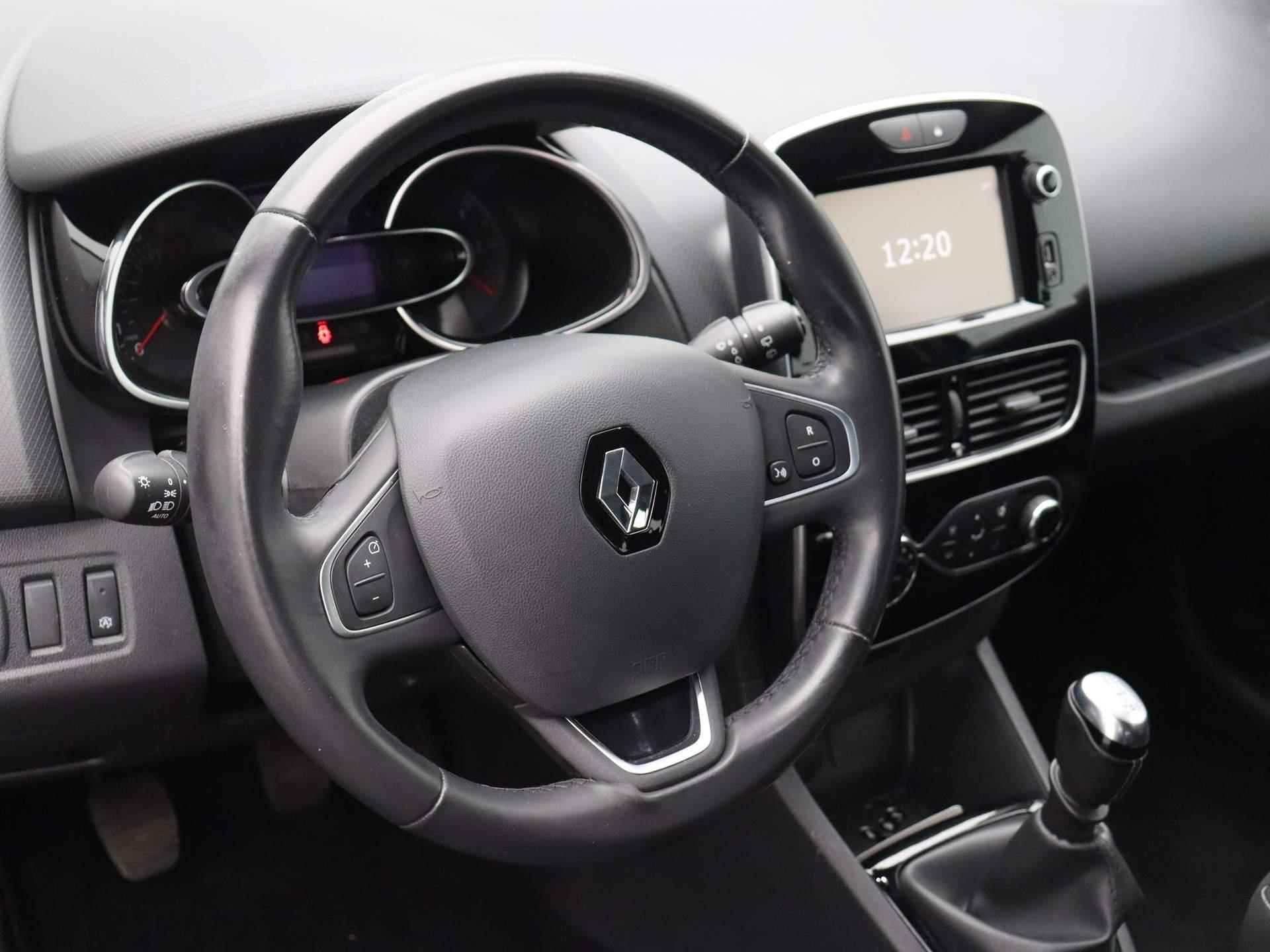 Renault Clio Estate 120pk TCe Intens | Navigatie | Lichtmetalen velgen | LED verlichting | Cruise Control | Climate control | - 15/38