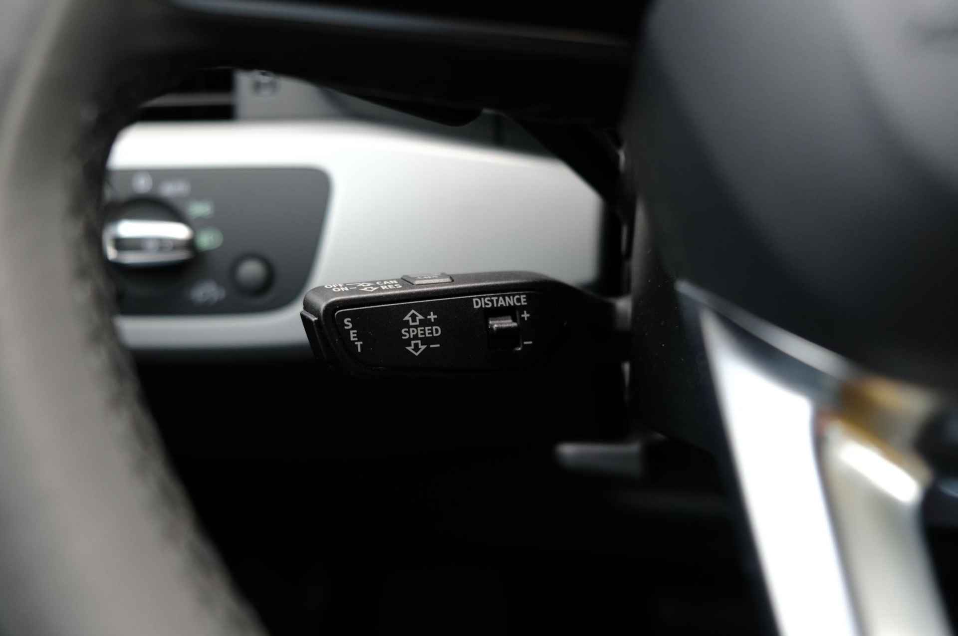 Audi A4 Avant 40 TDI S edition Automaat | BTW | Lederen Bekleding | Stoelgeheugen | Stoelverwarming | Camera | PDC | Adaptieve Cruise Control | Led-Verlichting | - 17/28