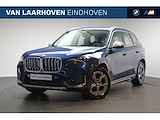 BMW iX1 xDrive30 xLine 67 kWh / Trekhaak / Sportstoelen / Adaptief M Onderstel / Adaptieve LED / Parking Assistant Plus / Harman-Kardon / Head-Up / Comfort Access