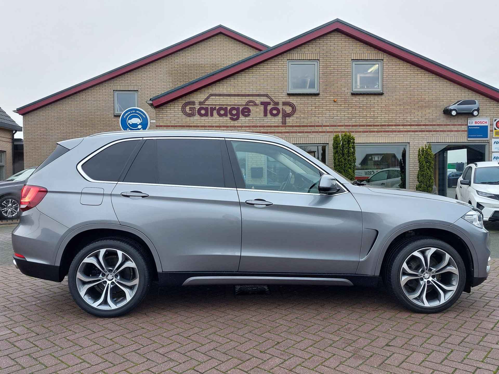 BMW X5 sDrive35i High Executive 7p. | Pano | HUD | Leder | Camera - 9/48