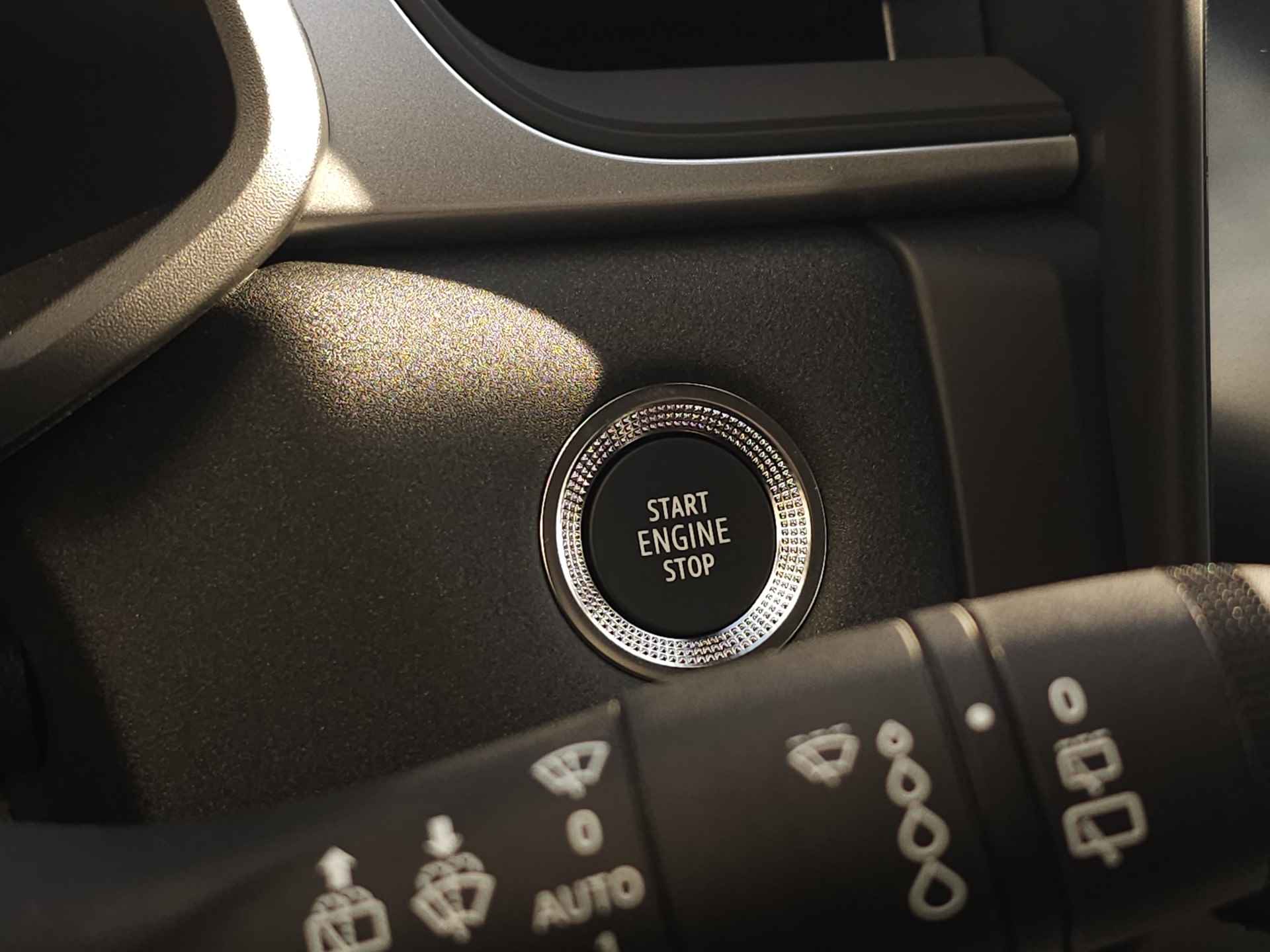 Renault Captur 1.0 TCe 90 Evolution | Navigatie | Cruise | Climat Control | Trekhaak | Garantie 28-12-2028! | incl. Bovag rijklaarpakket met 12 maanden garantie | - 22/30