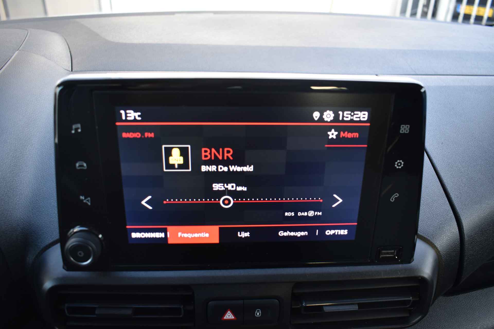 Citroën Berlingo XL PureTech 130 EAT8 Shine Navi | Airco | LM Velgen | Navi apple carplay | * - 16/24