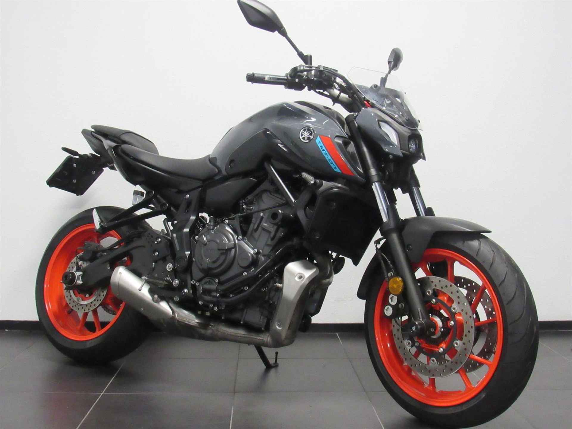 Yamaha MT-07 ABS - 2021 - 2/14