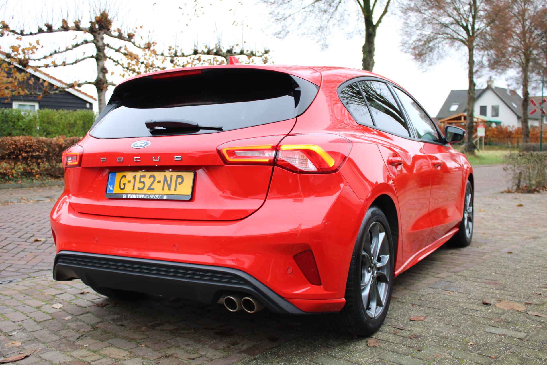 Ford Focus 1.0 EcoBoost 125PK ST-Line Business + 17"/ Navi/ Clima/ Cruise/ Full-LED/ NL auto - 8/52