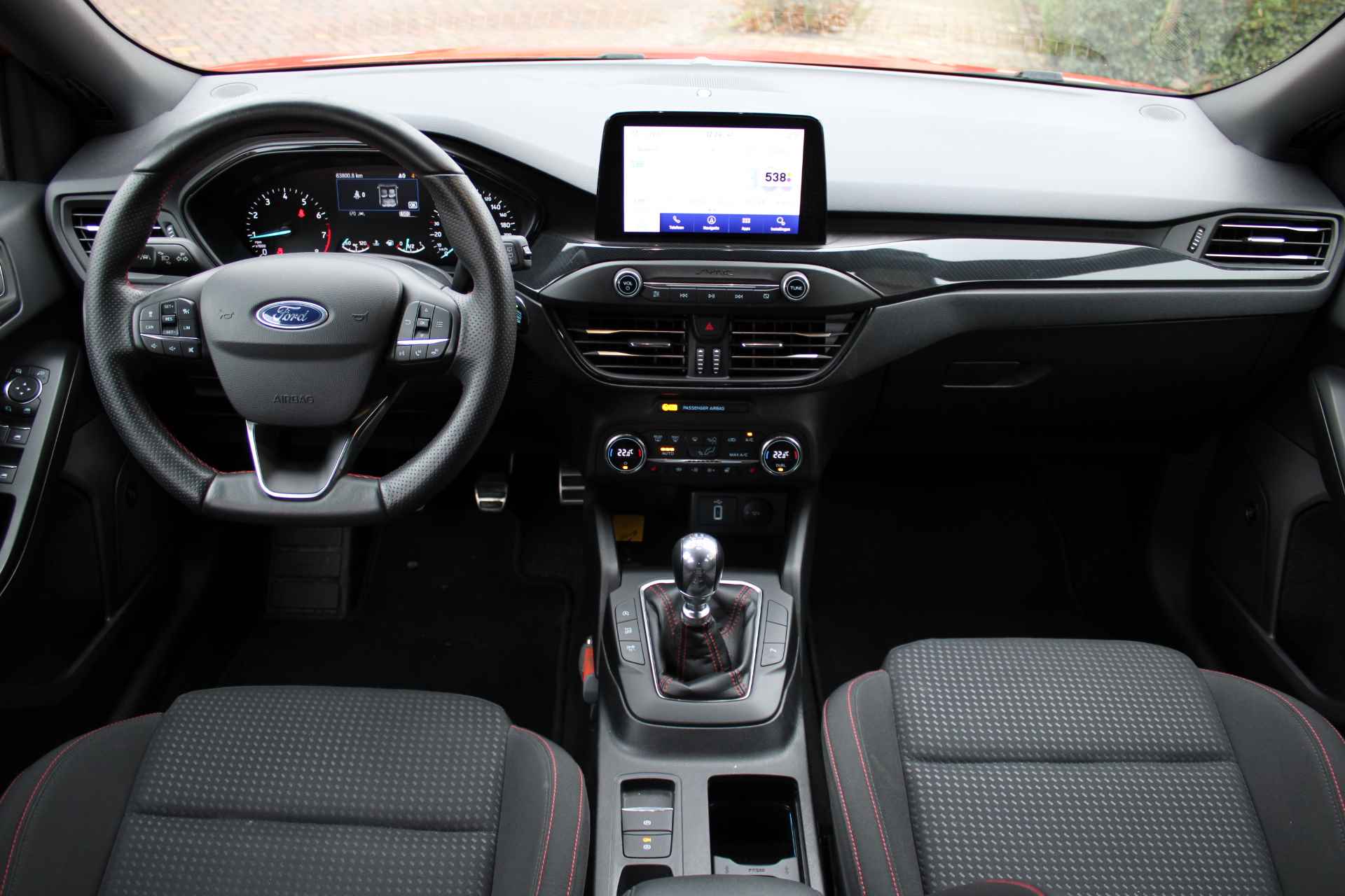 Ford Focus 1.0 EcoBoost 125PK ST-Line Business + 17"/ Navi/ Clima/ Cruise/ Full-LED/ NL auto - 15/52