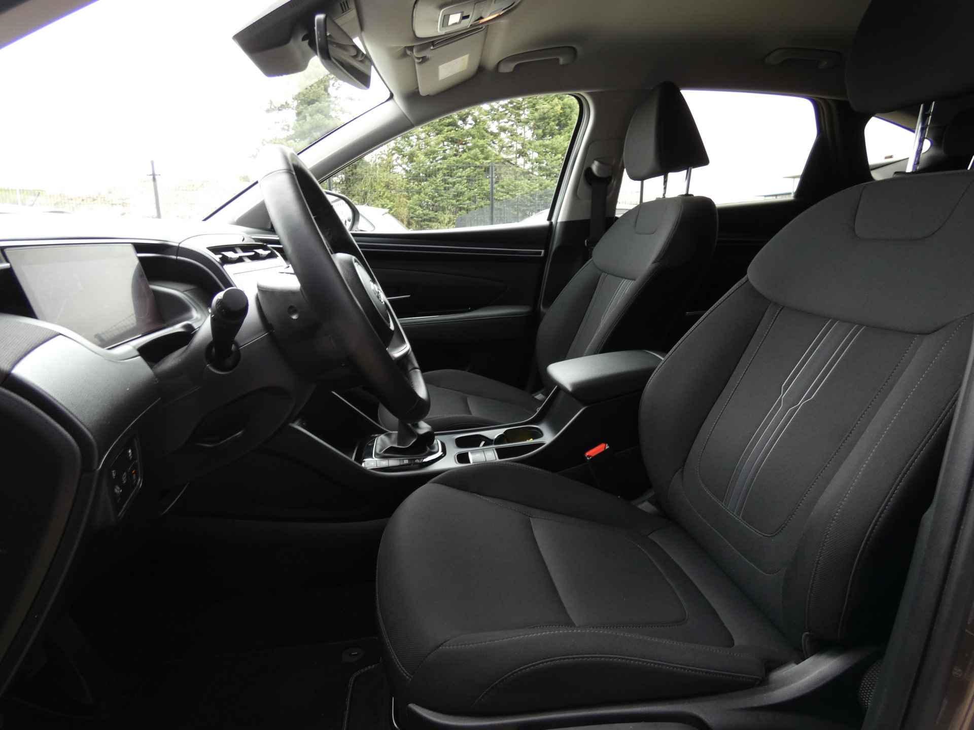 Hyundai Tucson 1.6 T-GDI MHEV Comfort Smart | Navigatie | Climate Control | Parkeercamera - 25/58
