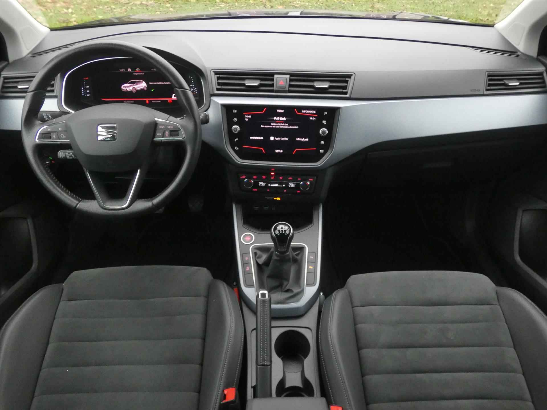 SEAT Arona 1.0 TSI 95pk Style Intense | Virtual | Full Led | 17"inch | Dynamic Interieur | - 3/39