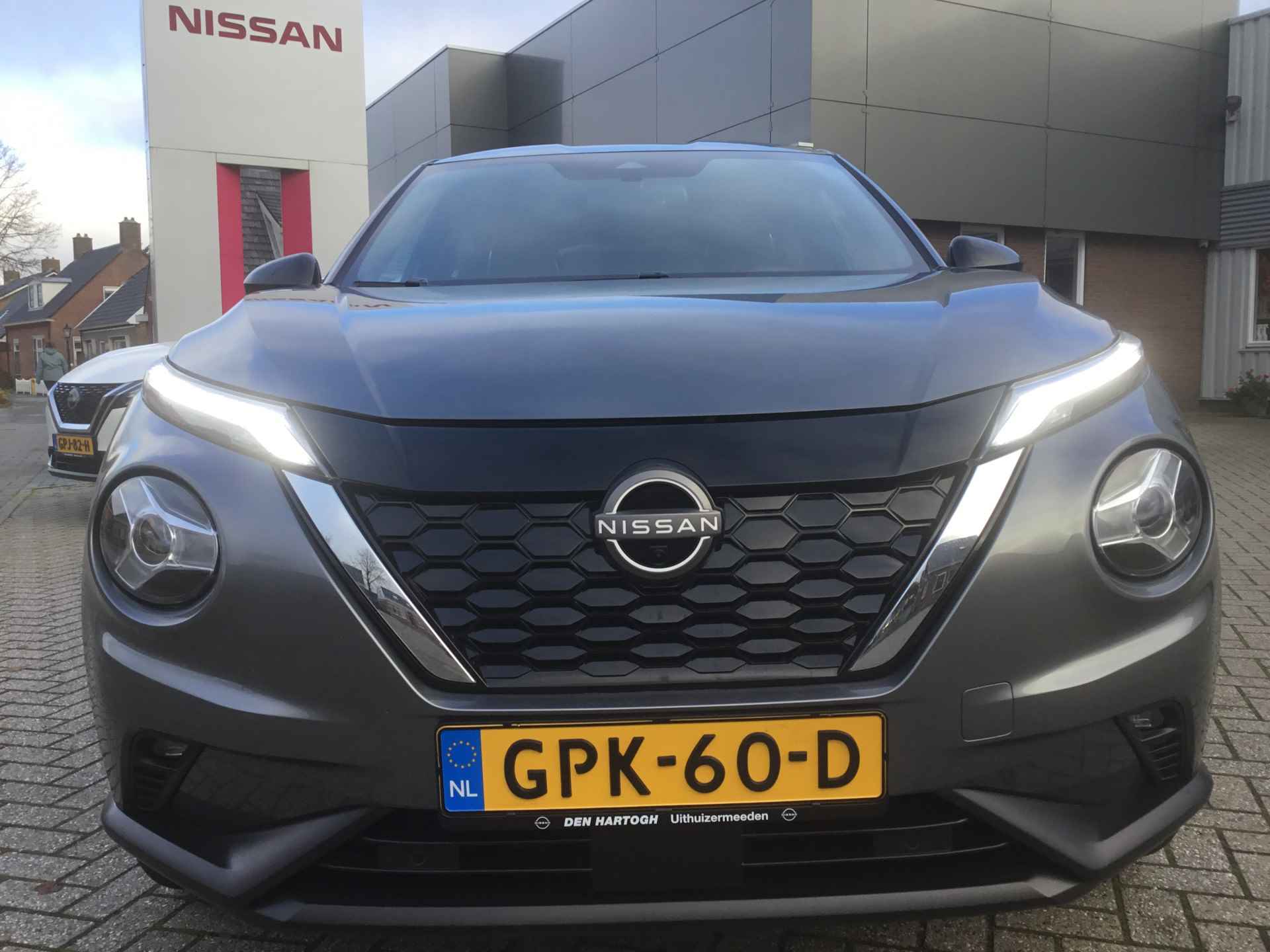 Nissan Juke 1.6 HEV DCT 143 Tekna Bose - 31/39