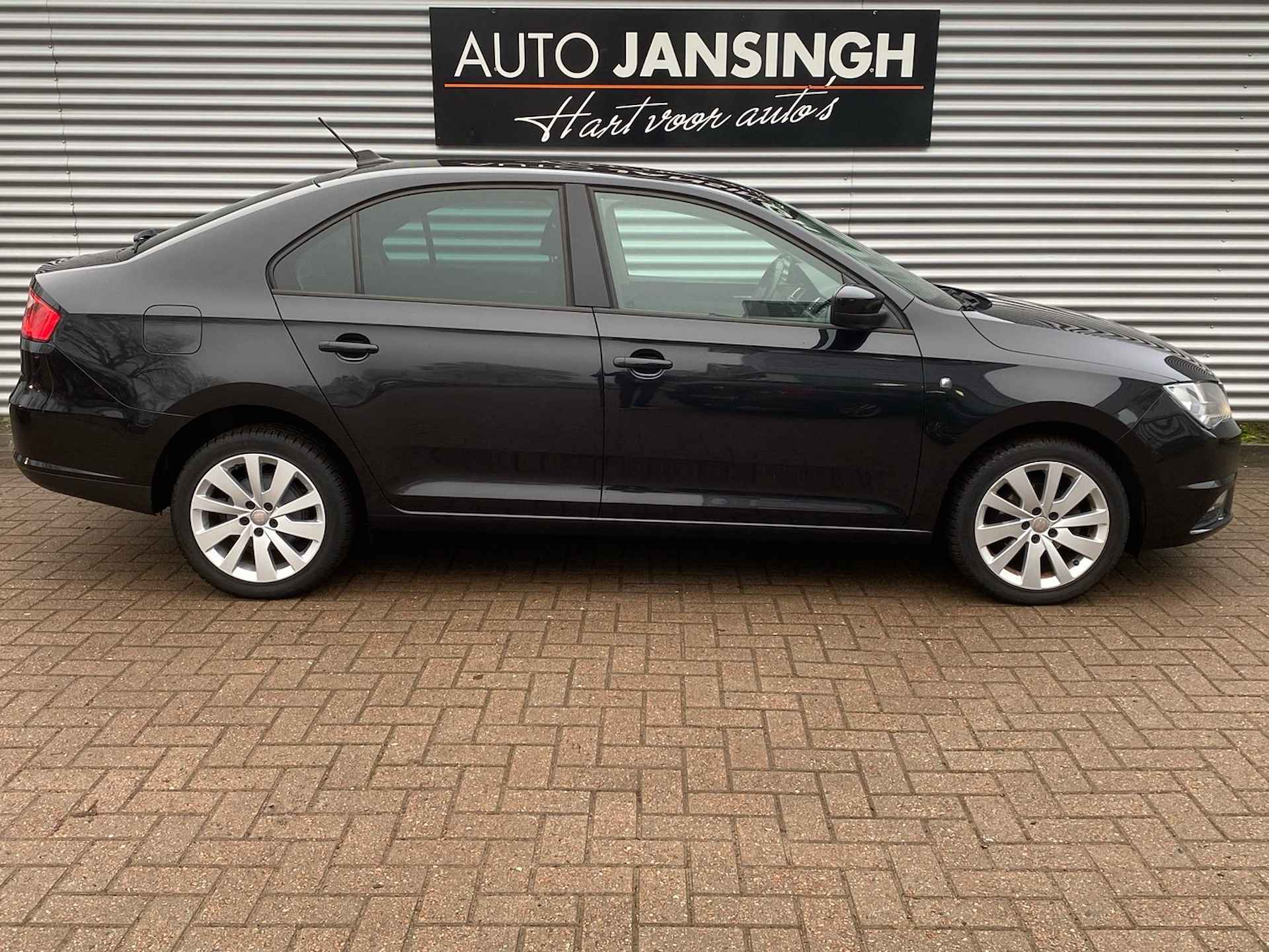 SEAT Toledo 1.2 TSI Businessline High | Cruise Control | PDC Achter | Navi | Airco | LM Velgen | RIJKLAARPRIJS INCL 12 MAANDEN GARANTIE EN BEURT - 5/25