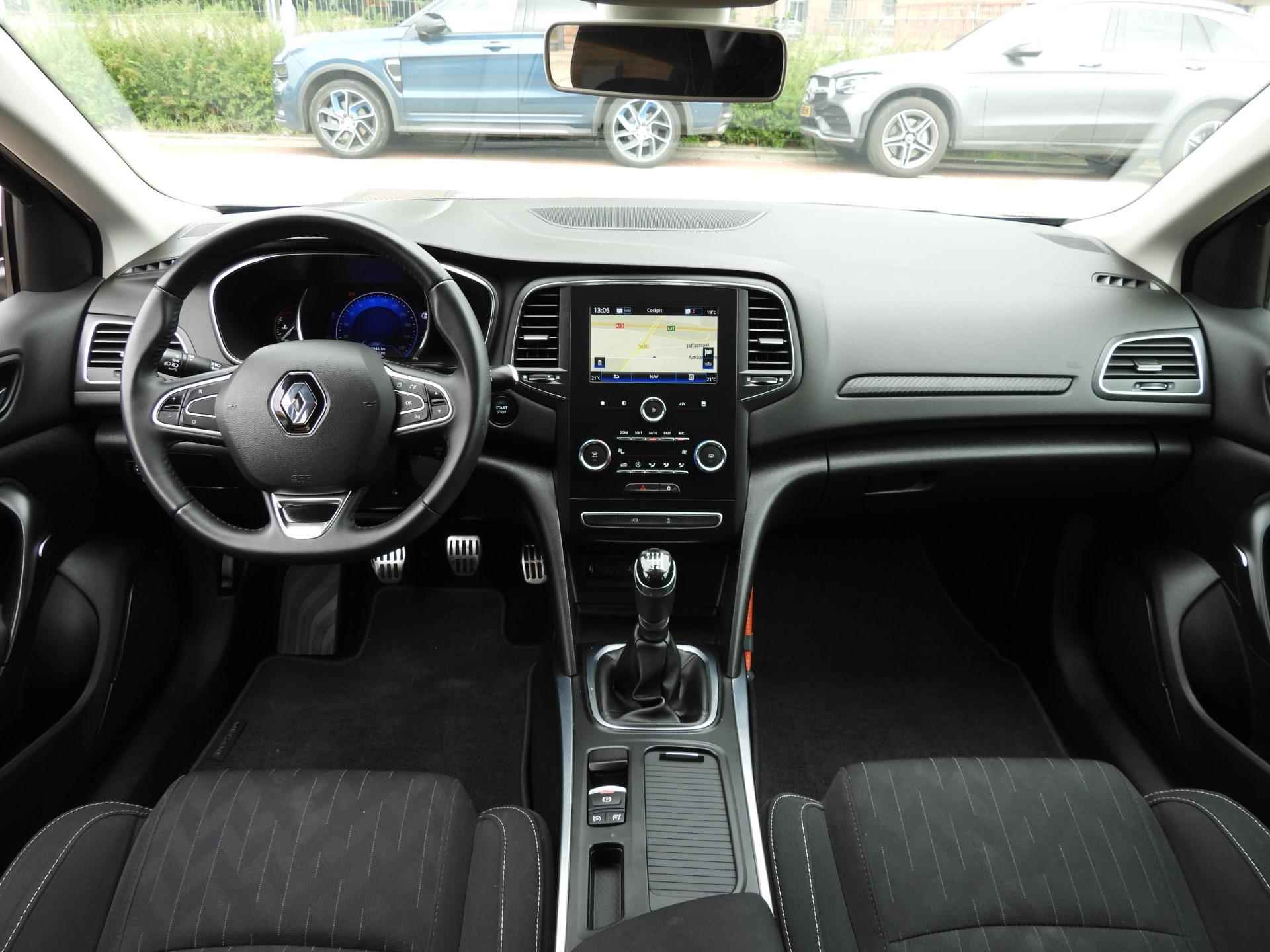 Renault Mégane Estate 1.5 dCi Limited NAVI/CLIMA/CRUISE/PDC/16"LMV! - 6/36