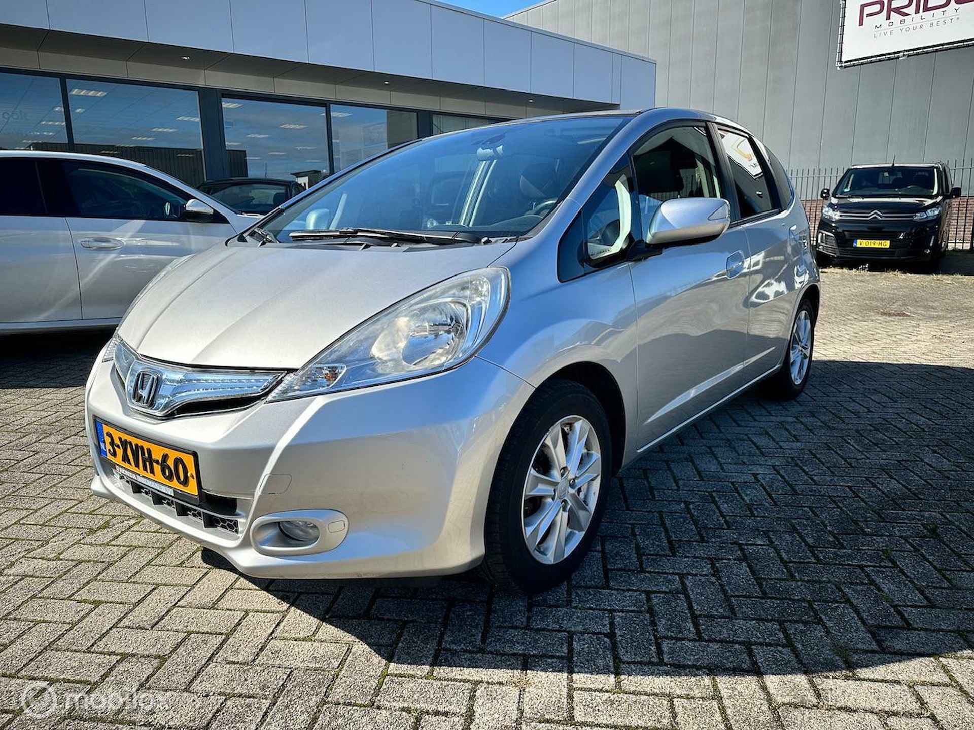 HONDA JAZZ 1.4 HYBRID AUTOMAAT ELEGANCE 6 MND BOVAG RIJKLAAR PRIJS - 1/16