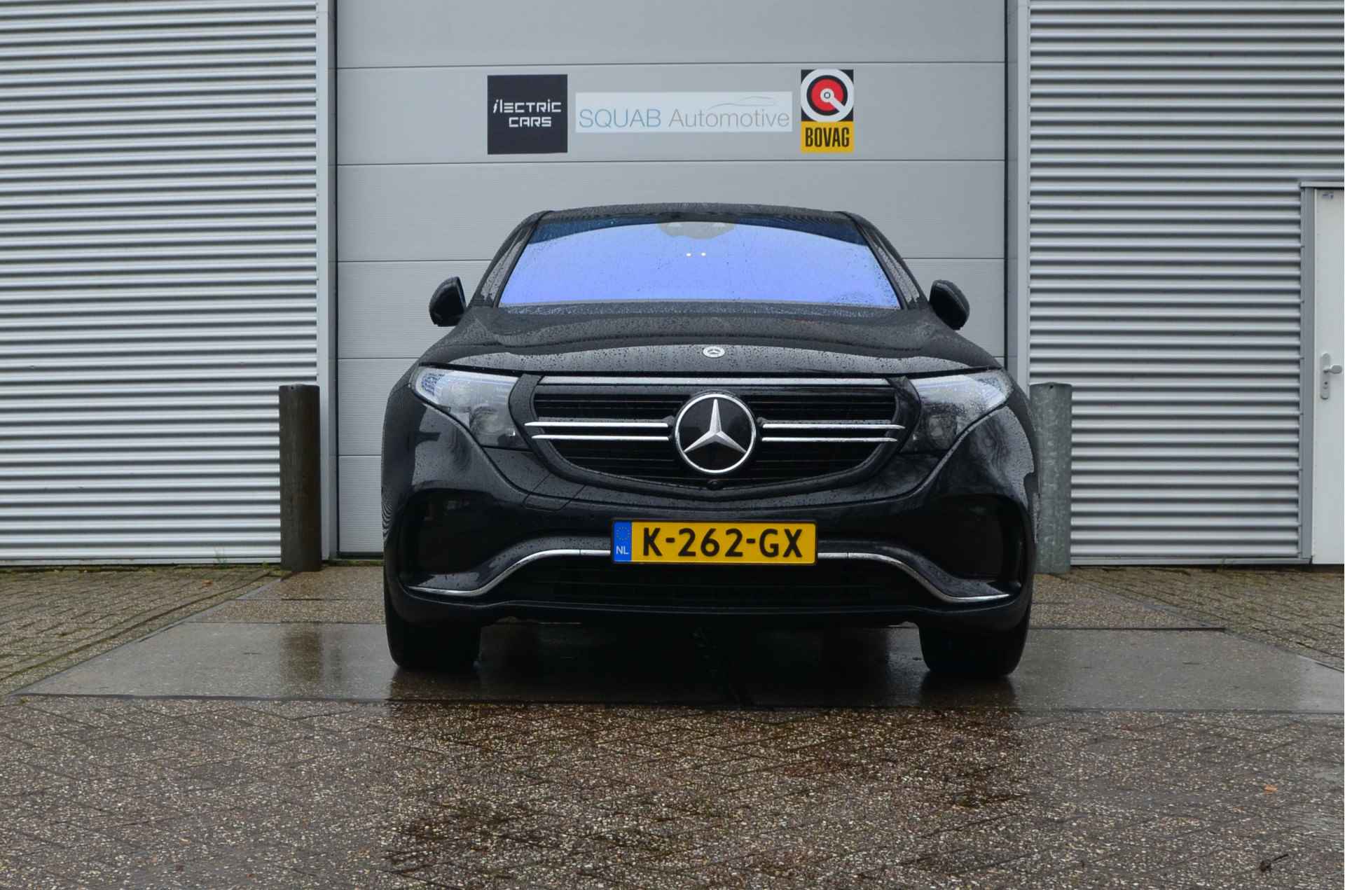 Mercedes-Benz EQC 400 4MATIC Business Solution AMG 80 kWh DISTRONIC, Trekhaak - 4/37