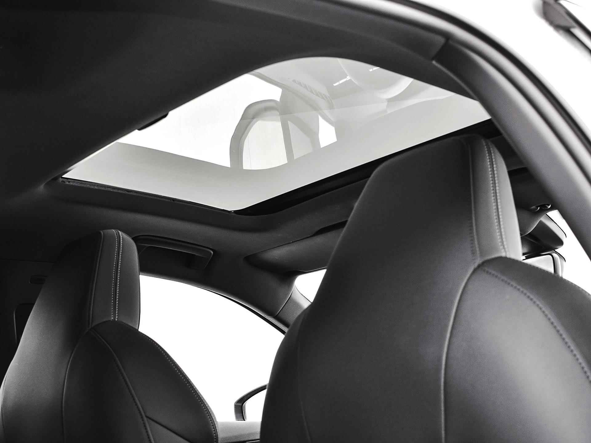 Audi A3 Sportback 30 Tfsi 110pk S-tronic S edition | Climatronic | Panoramadak | Park Assist | P-Sensoren | Camera | Navi | Smartphone Interface | Cruise Control | 18'' Inch | Garantie t/m 16-05-2026 of 100.000km - 12/29